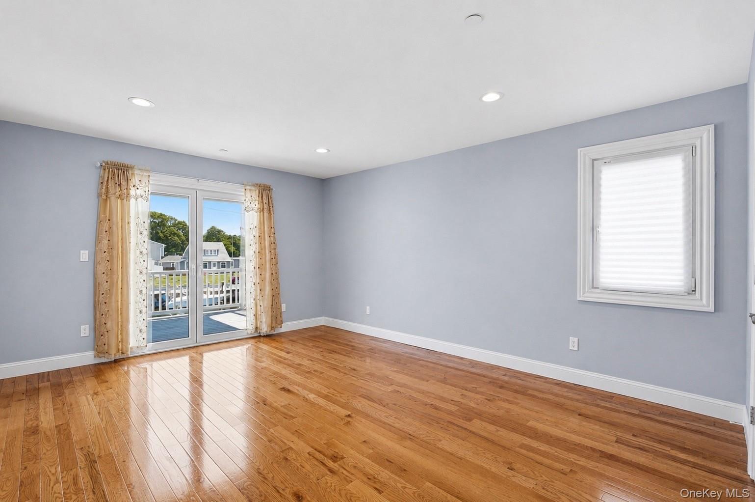 Single Family Pecan Street Suffolk County, NY 11757, MLS-1022447-15