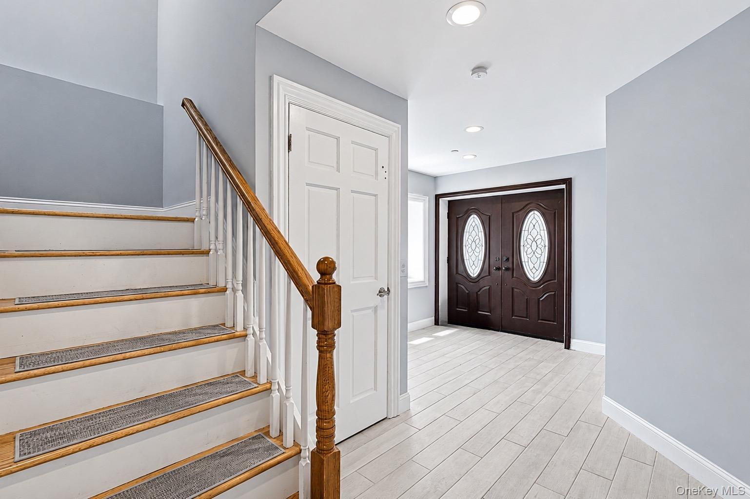Single Family Pecan Street Suffolk County, NY 11757, MLS-1022447-2