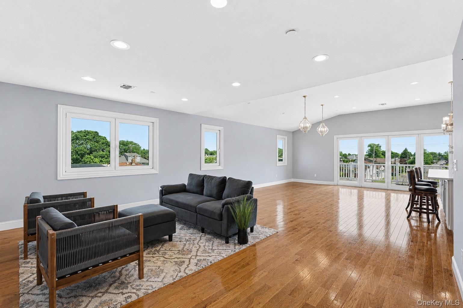 Single Family Pecan Street Suffolk County, NY 11757, MLS-1022447-4
