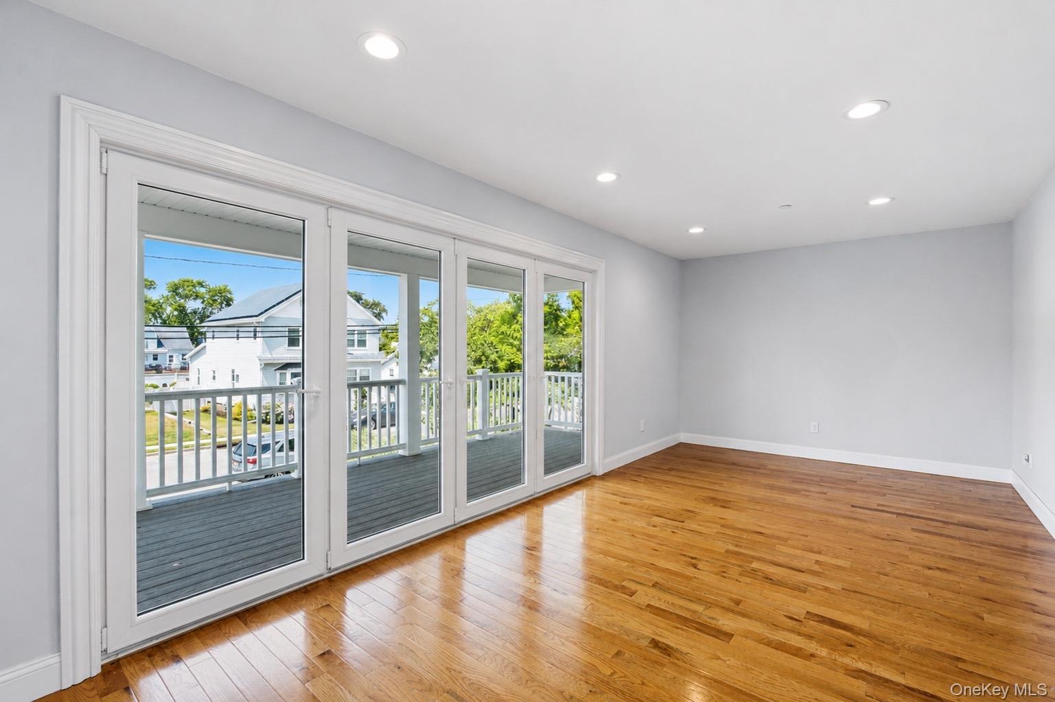 Single Family Pecan Street Suffolk County, NY 11757, MLS-1022447-8
