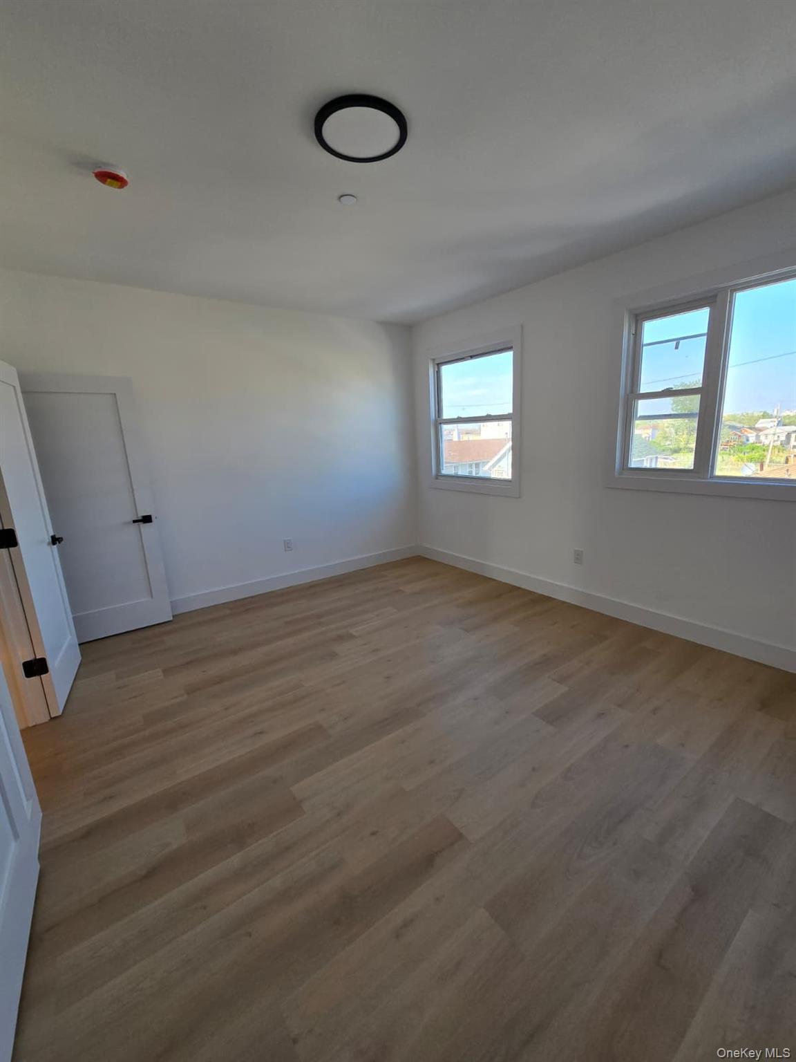 Single Family Beach 45 Street Queens, NY 11691, MLS-1022452-28