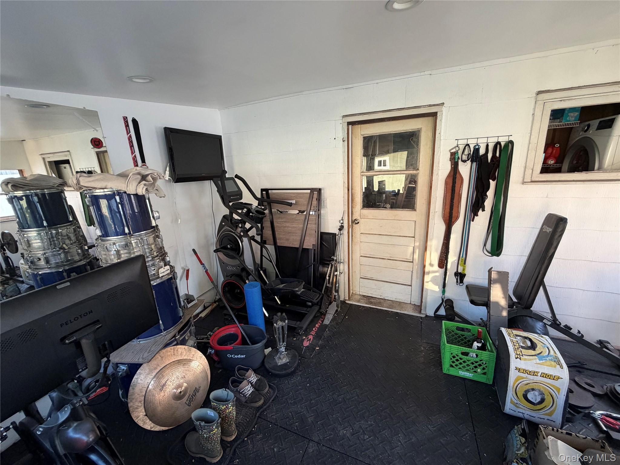 Single Family Lombardy Boulevard Suffolk County, NY 11706, MLS-1022465-10