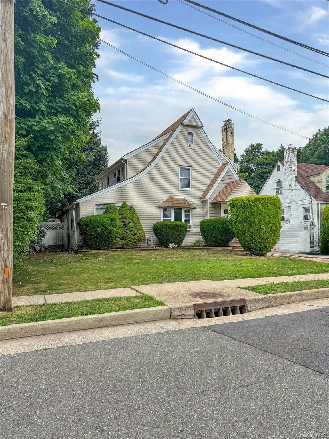 Single Family Warner Avenue Nassau County, NY 11550, MLS-1022505-2