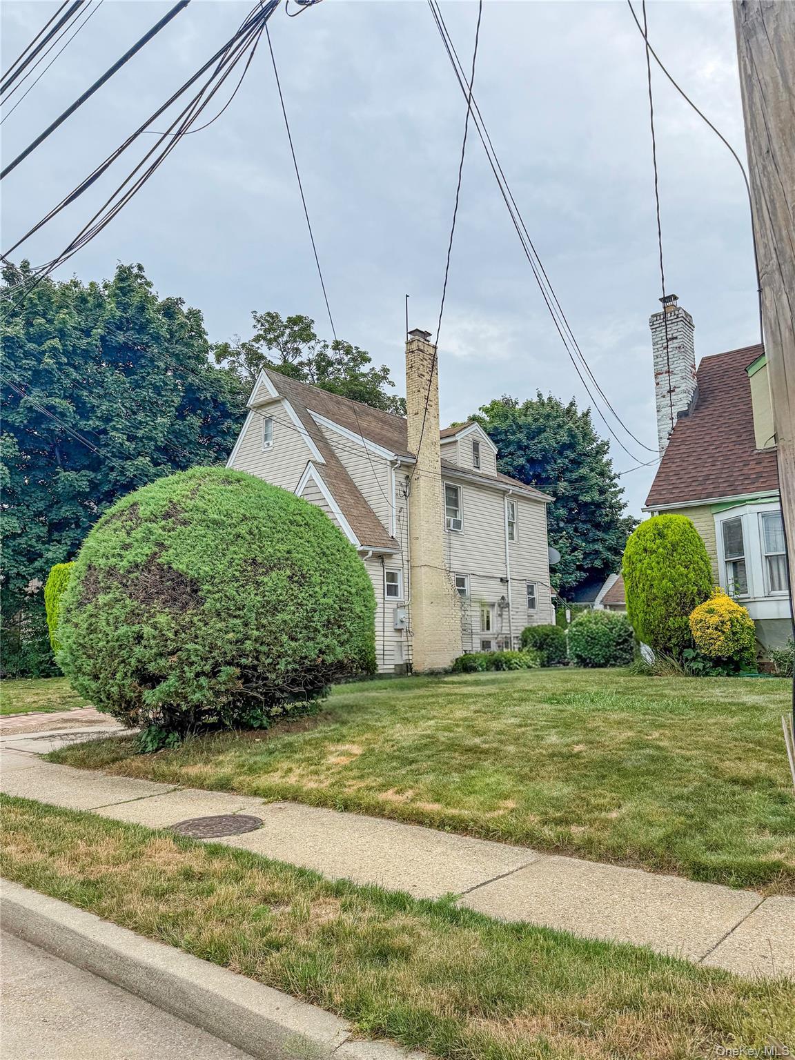 Single Family Warner Avenue Nassau County, NY 11550, MLS-1022505-3