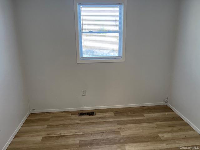 Single Family Point Road  Suffolk County, NY 11901, MLS-1022515-8