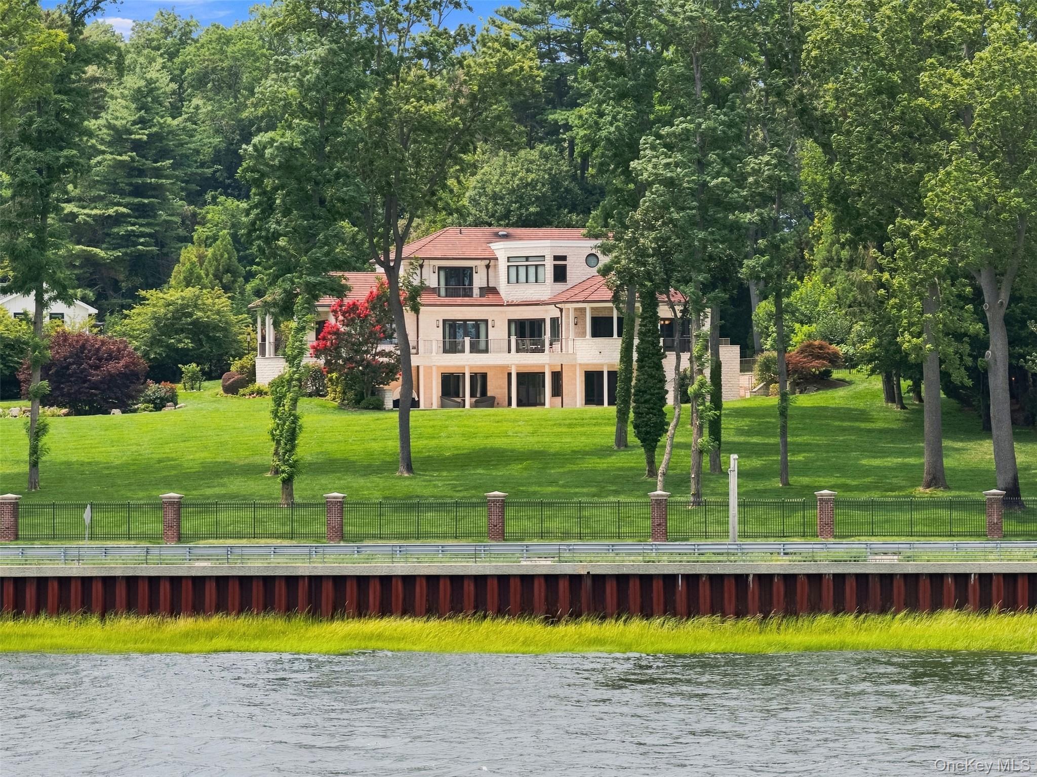Single Family W Shore Road  Nassau County, NY 11765, MLS-1022544-43