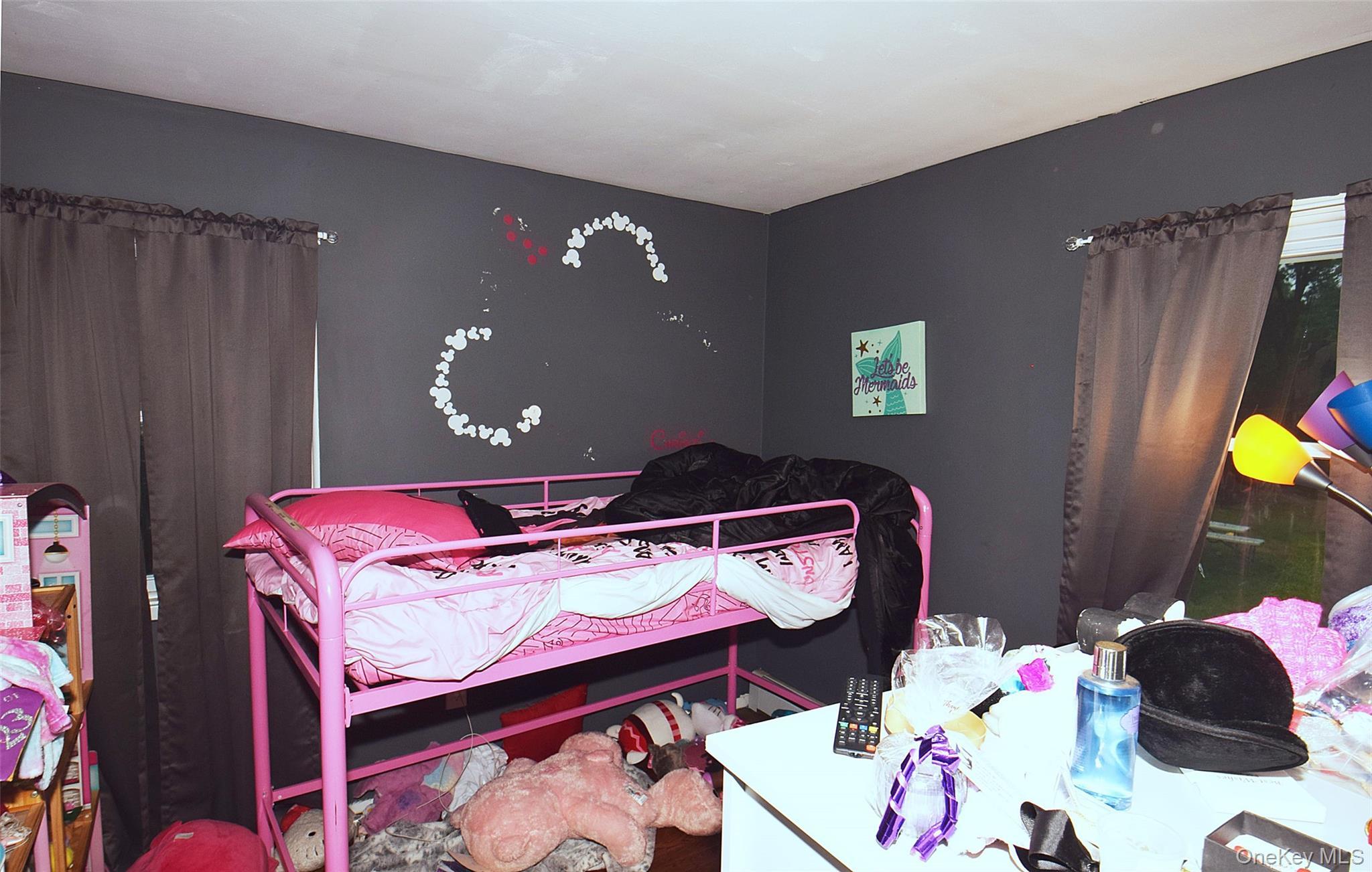 Single Family Meadowmere Avenue  Suffolk County, NY 11950, MLS-1022590-12