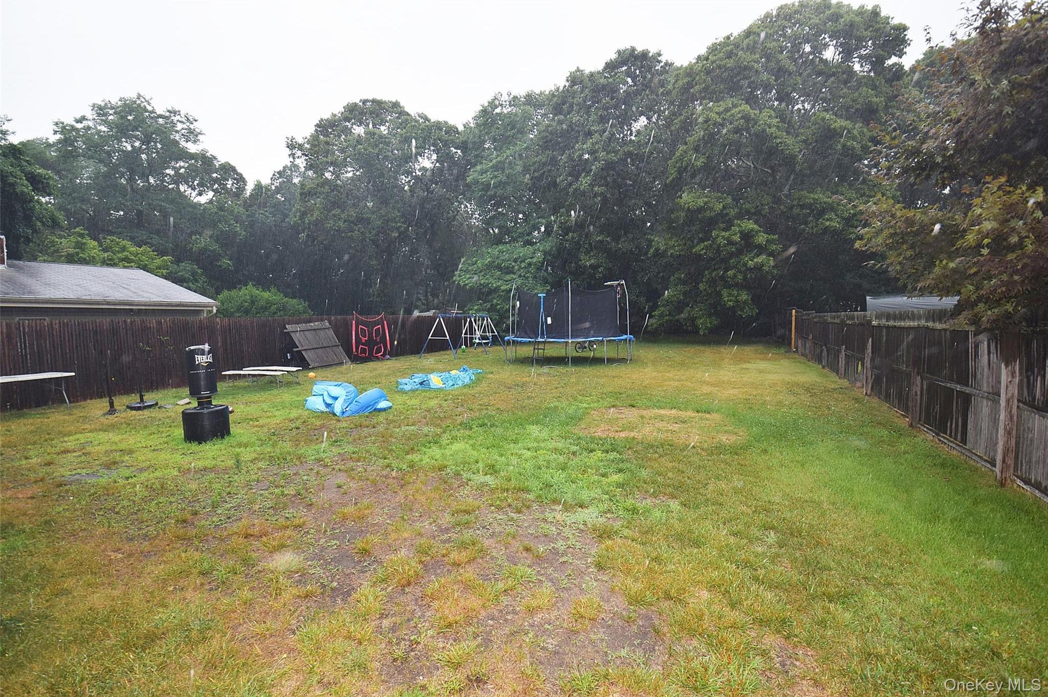 Single Family Meadowmere Avenue  Suffolk County, NY 11950, MLS-1022590-16