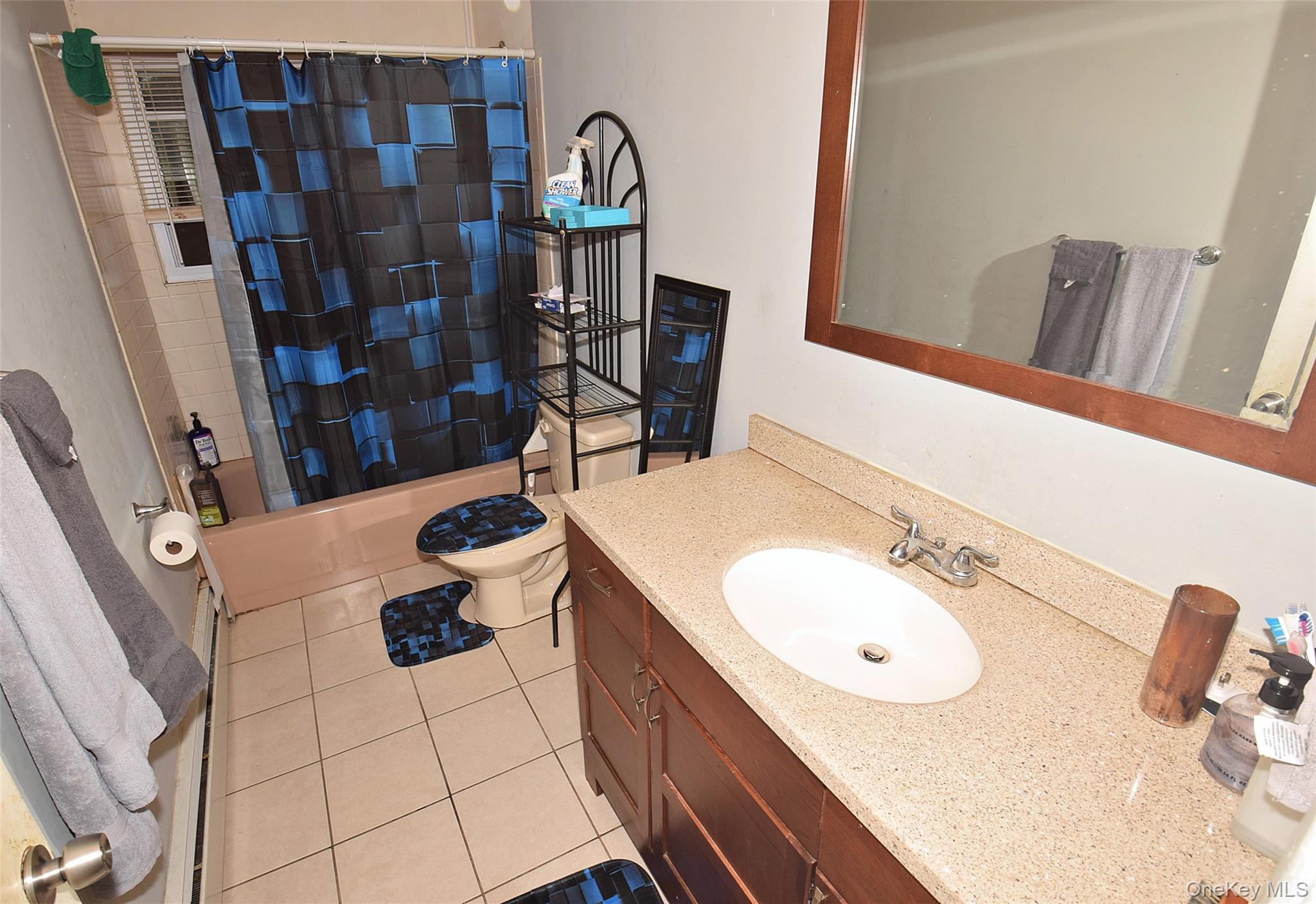 Single Family Meadowmere Avenue  Suffolk County, NY 11950, MLS-1022590-7