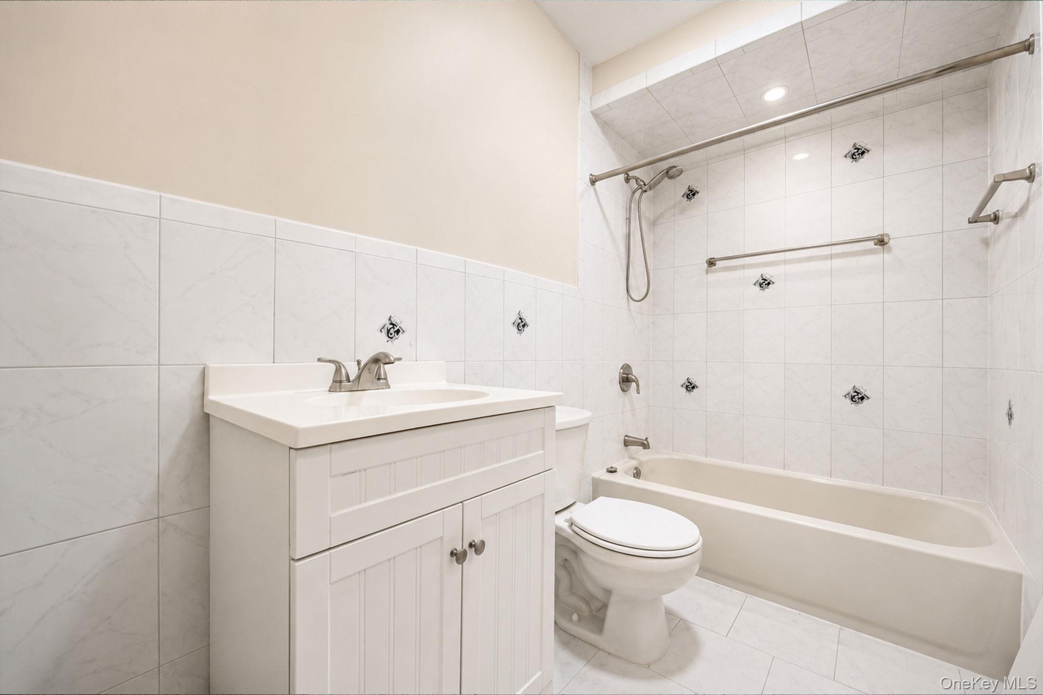 Single Family 164th Street Queens, NY 11434, MLS-1022592-13
