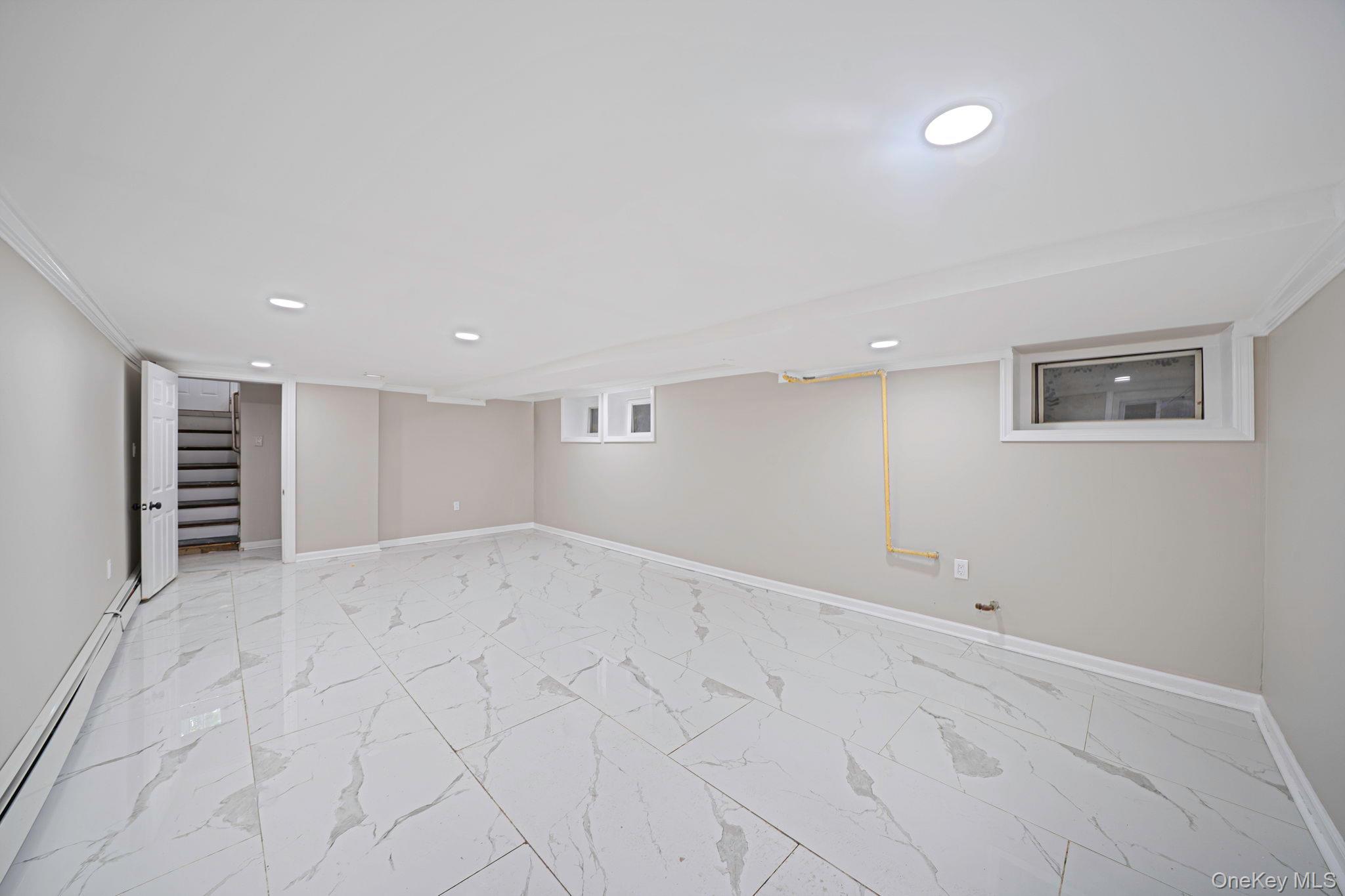 Single Family 164th Street Queens, NY 11434, MLS-1022592-21
