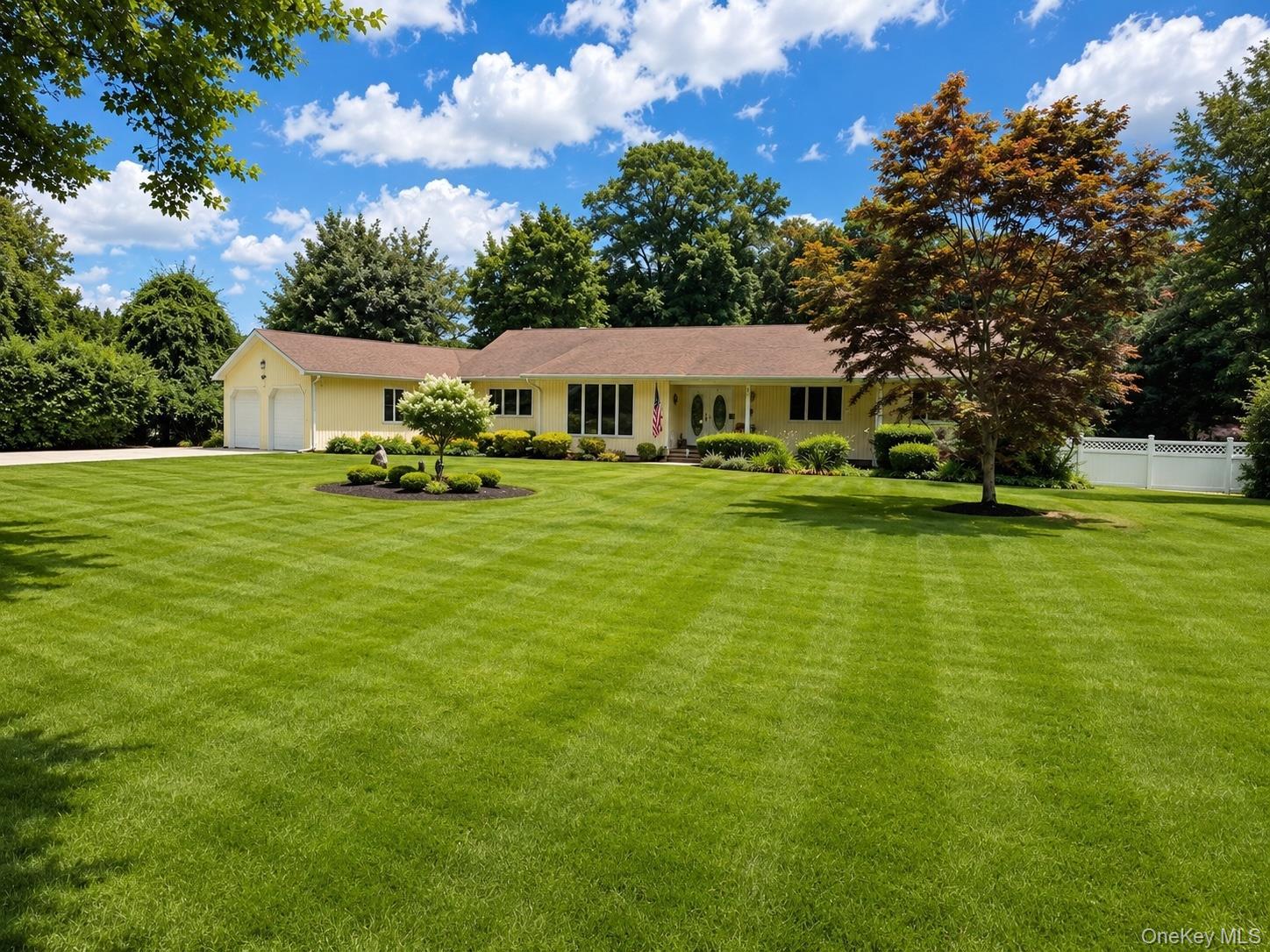 Single Family Penn Drive  Suffolk County, NY 11746, MLS-1022708-30