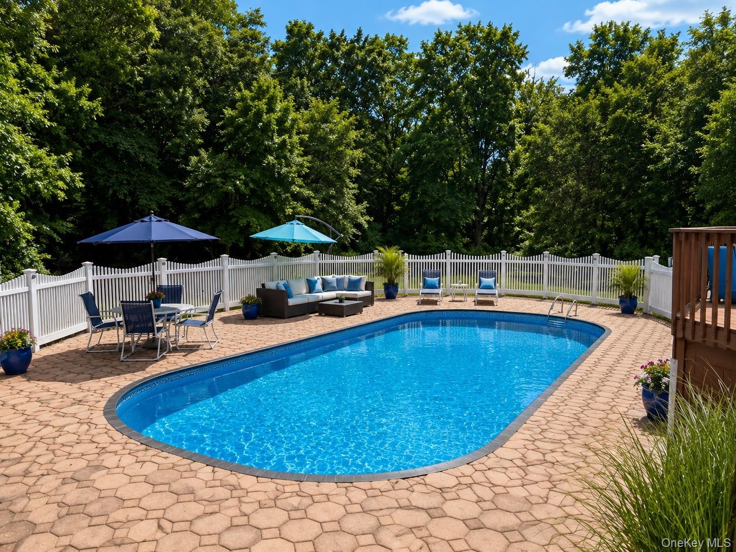 Single Family Penn Drive  Suffolk County, NY 11746, MLS-1022708-32