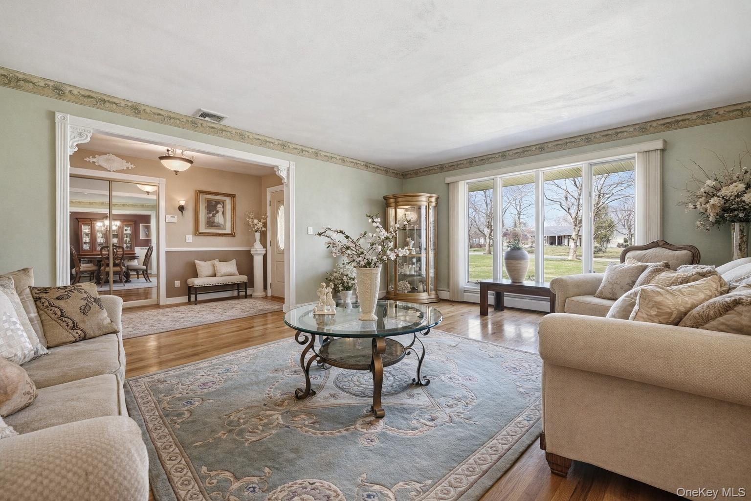 Single Family Penn Drive  Suffolk County, NY 11746, MLS-1022708-4