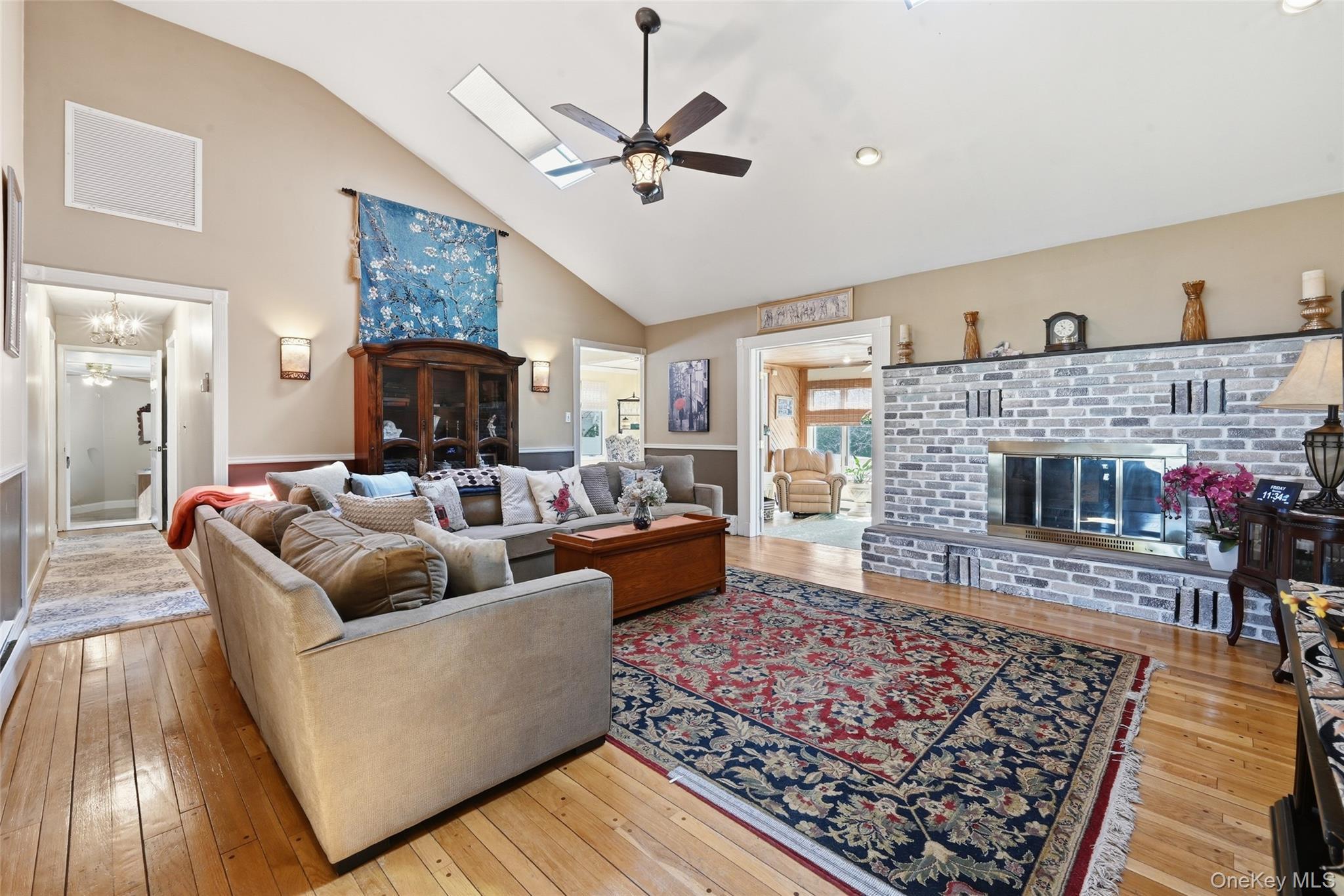 Single Family Penn Drive  Suffolk County, NY 11746, MLS-1022708-6