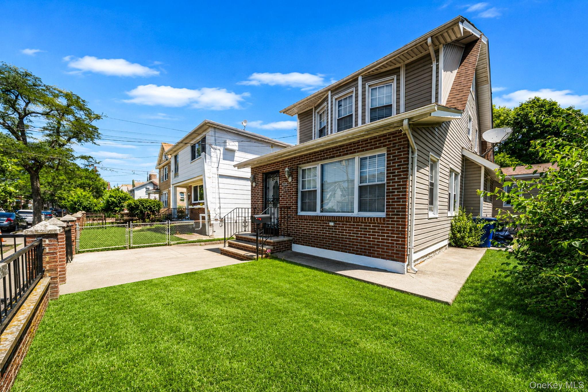 Single Family 191st Street Queens, NY 11412, MLS-1022714-2