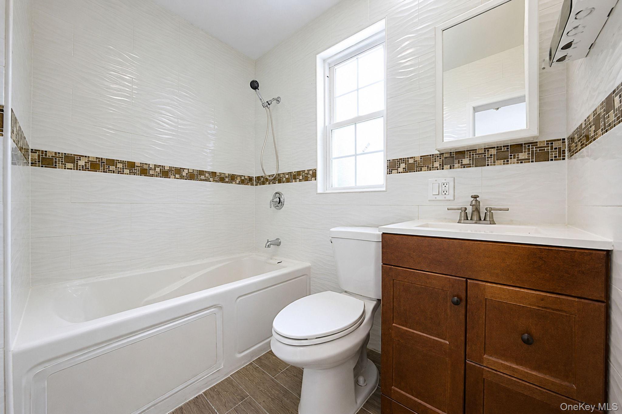 Single Family 191st Street Queens, NY 11412, MLS-1022714-8