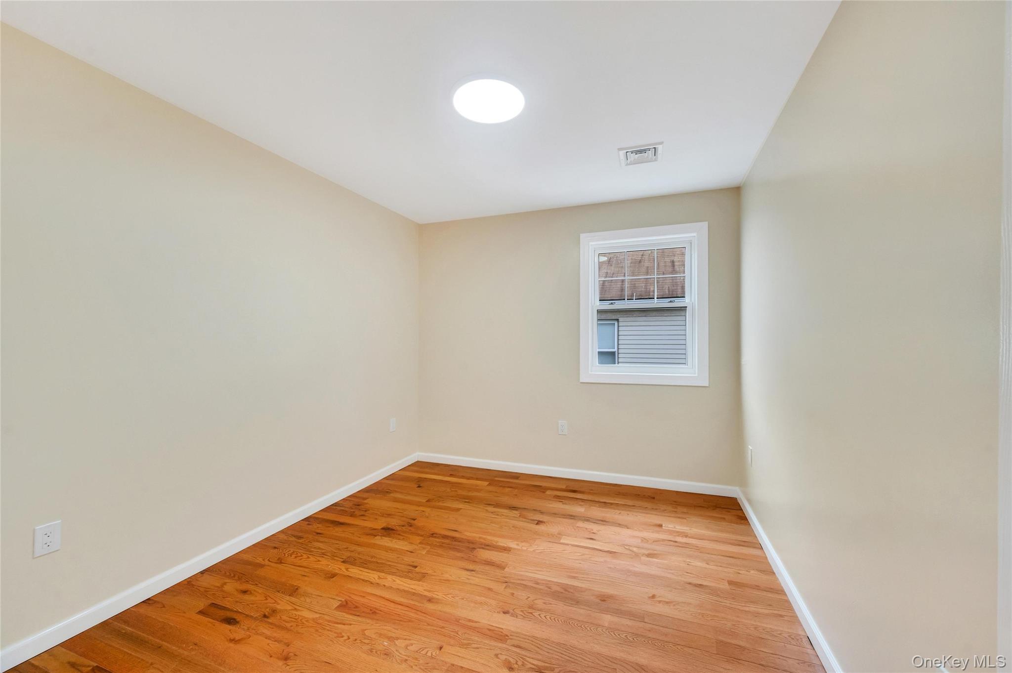 Single Family 133rd Road Queens, NY 11434, MLS-1022729-36