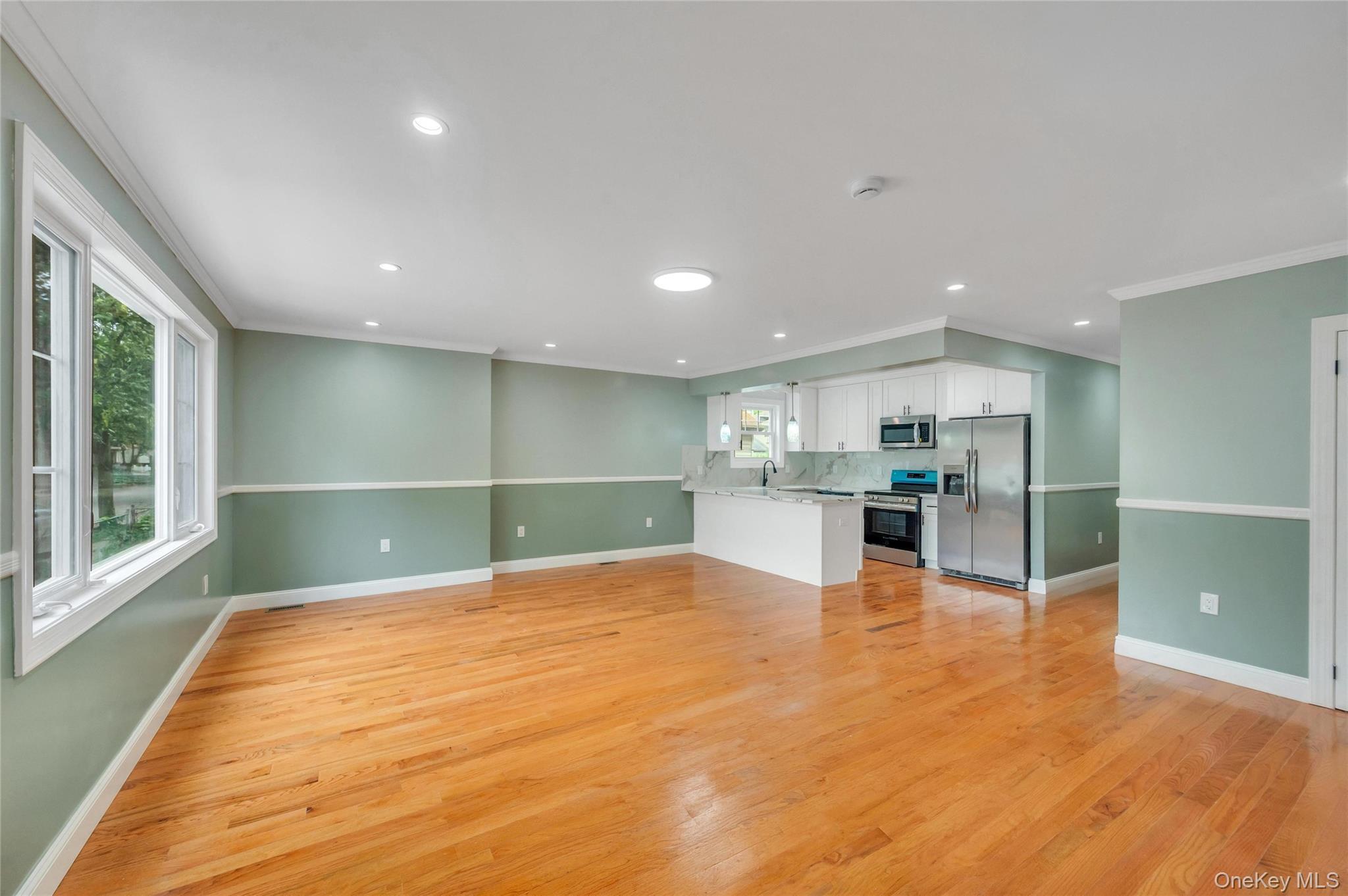 Single Family 133rd Road Queens, NY 11434, MLS-1022729-8