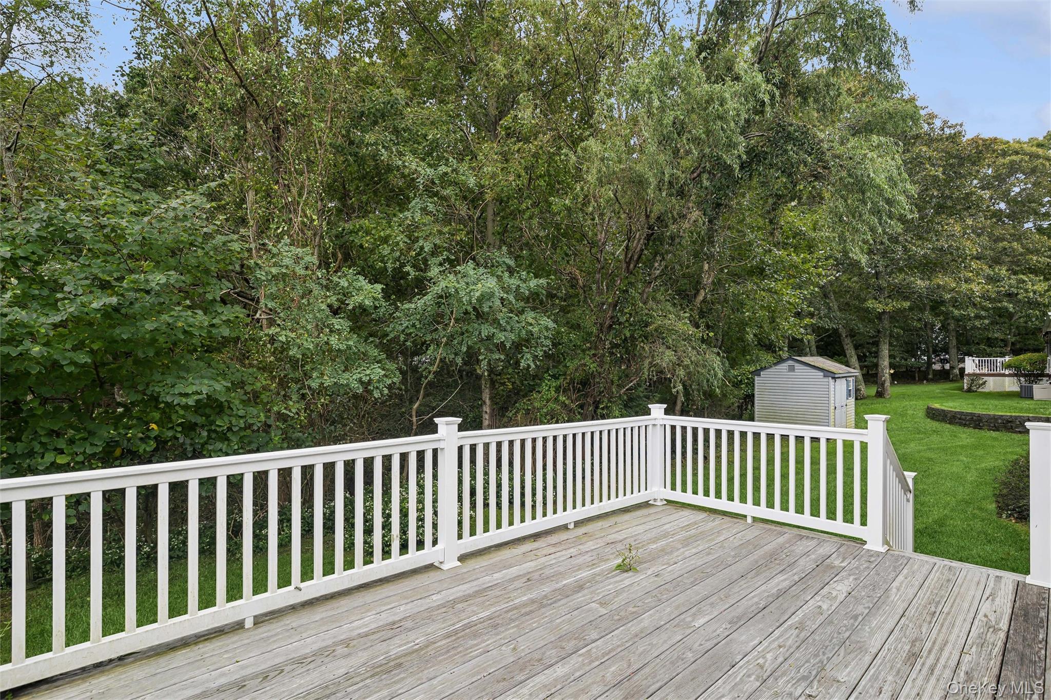 Single Family Middle Road Suffolk County, NY 11933, MLS-1022776-15