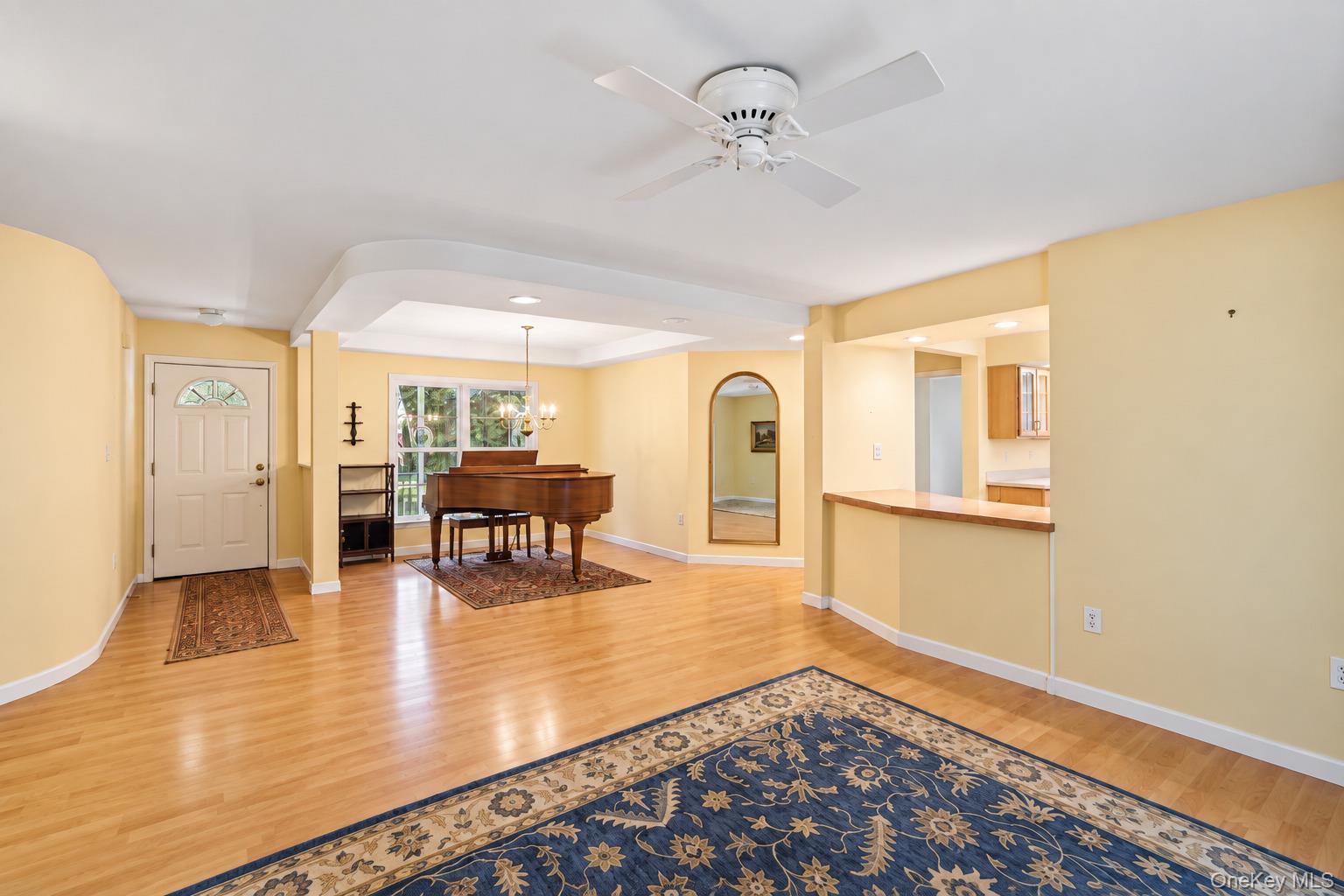 Single Family Middle Road Suffolk County, NY 11933, MLS-1022776-3