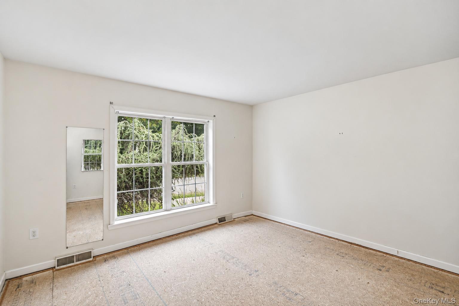 Single Family Middle Road Suffolk County, NY 11933, MLS-1022776-7