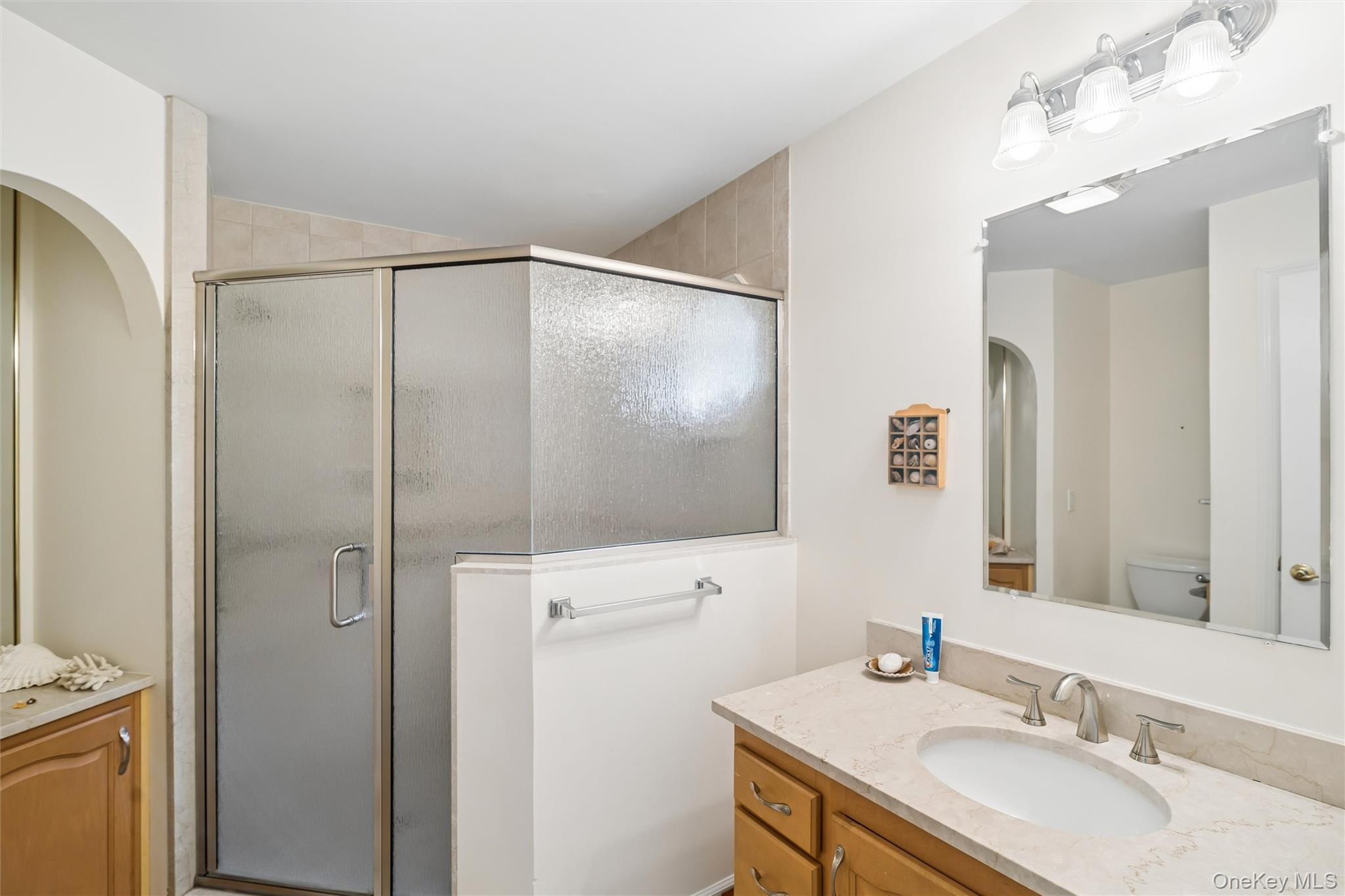 Single Family Middle Road Suffolk County, NY 11933, MLS-1022776-9