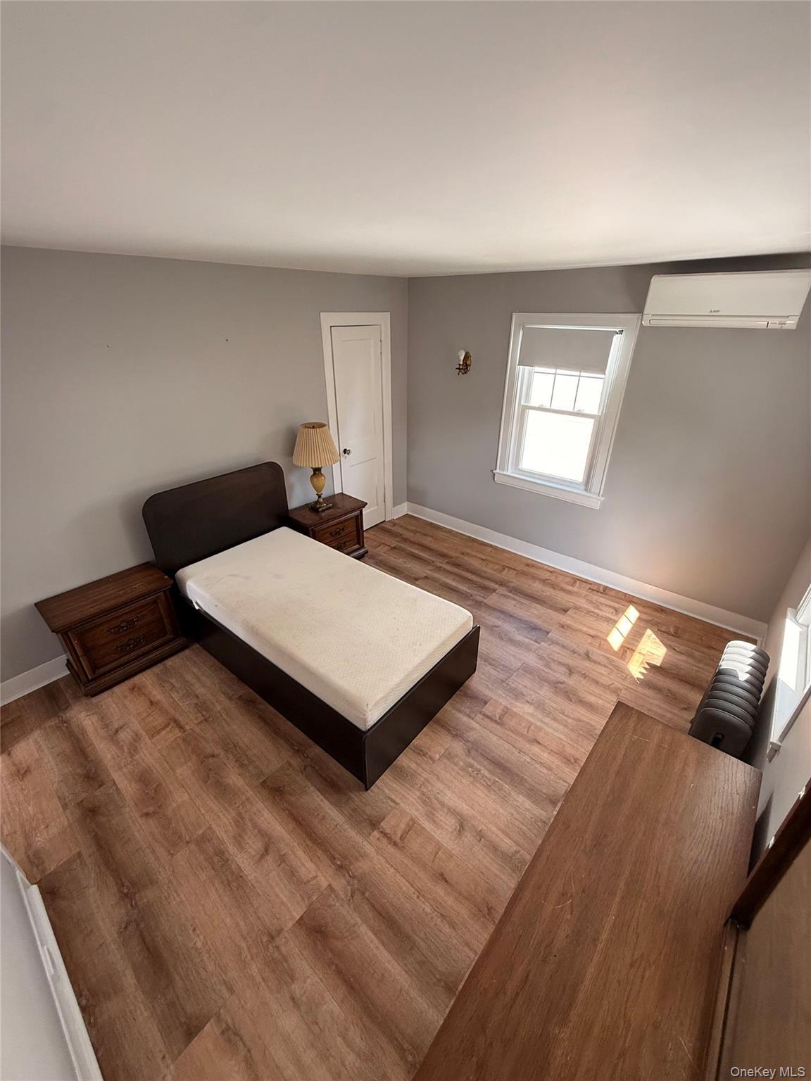 Single Family Glenwood Street Queens, NY 11363, MLS-1022809-17