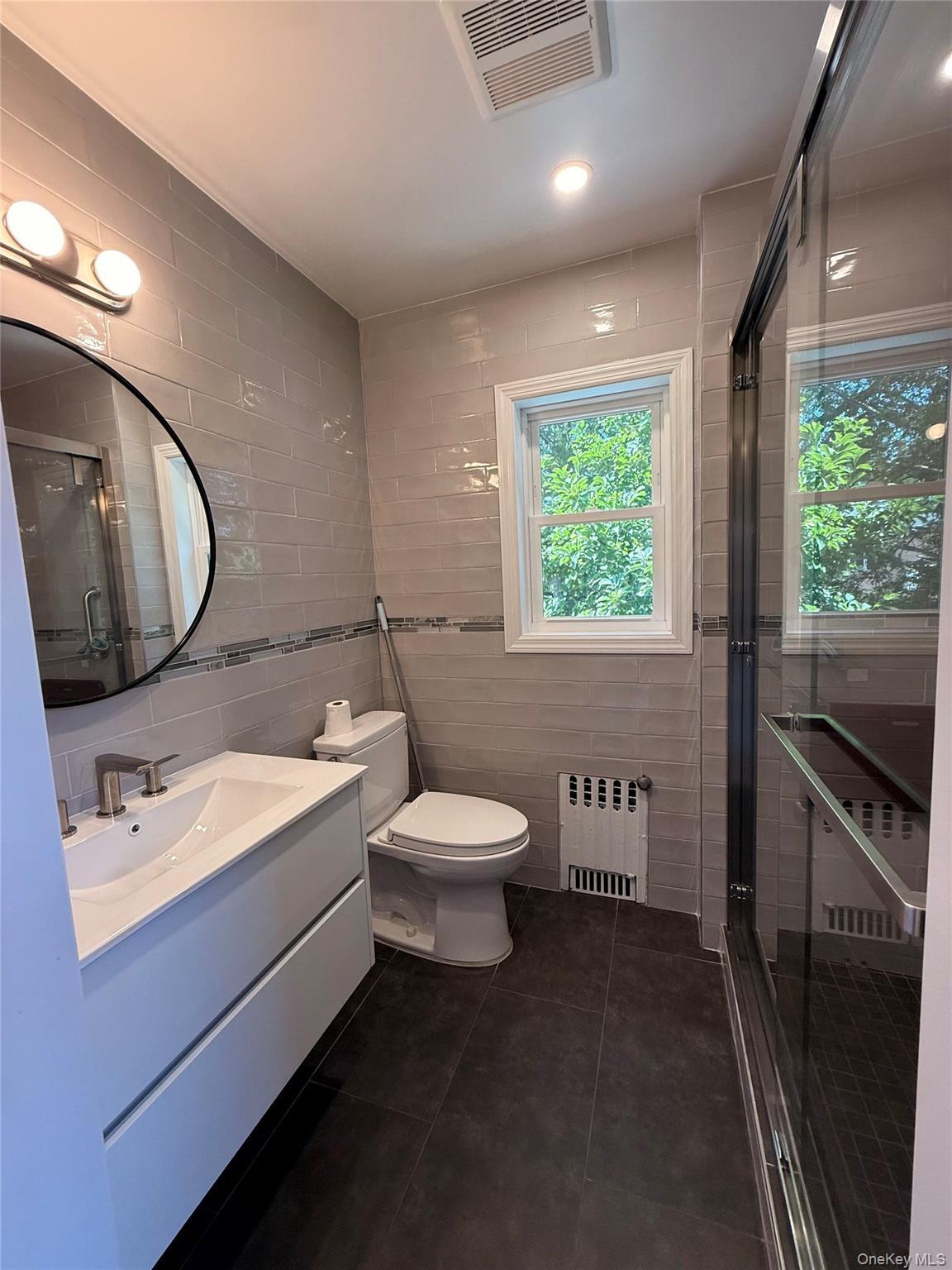 Single Family Glenwood Street Queens, NY 11363, MLS-1022809-21