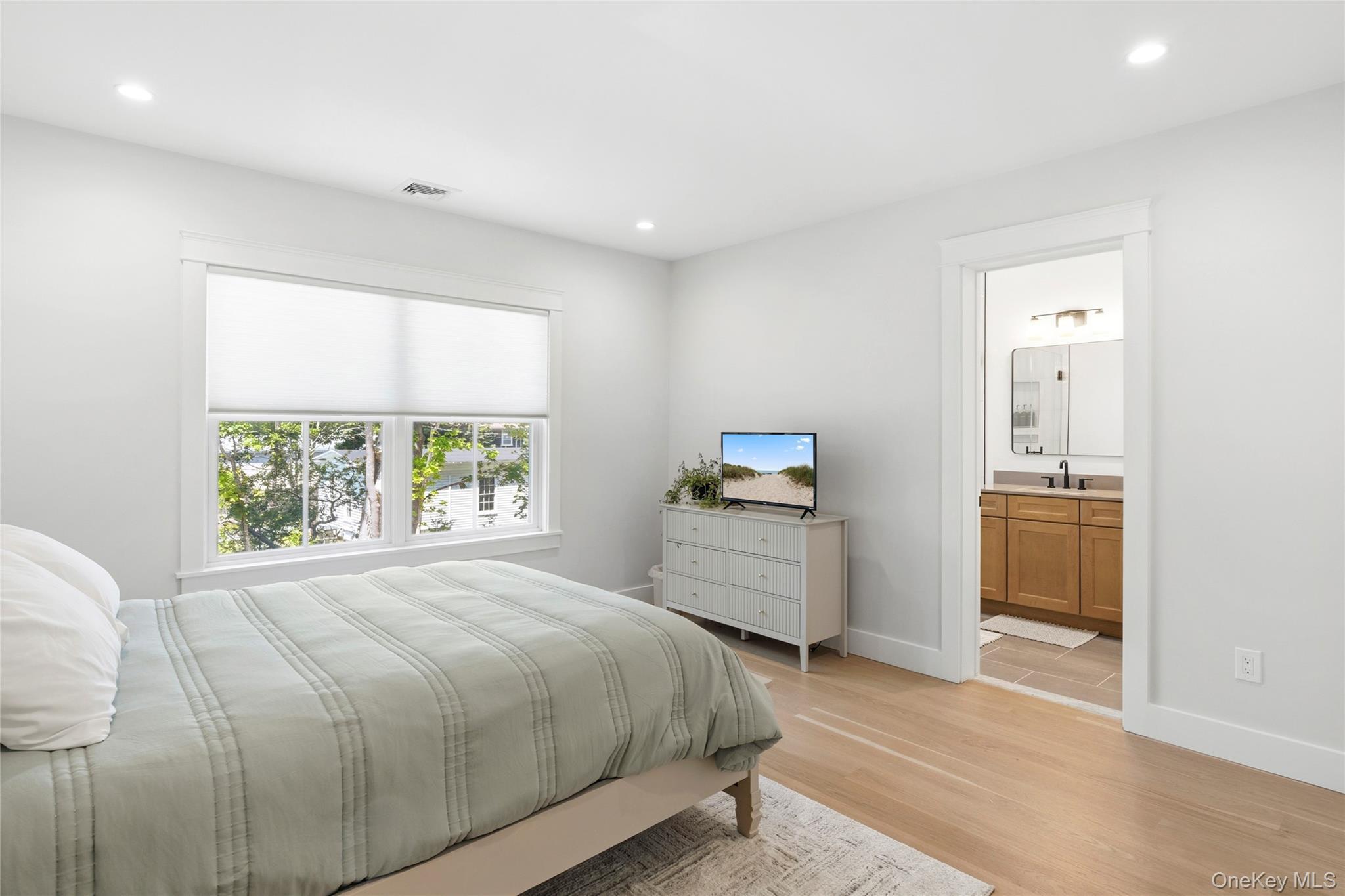 Single Family Montauk Highway Suffolk County, NY 11977, MLS-1022817-30