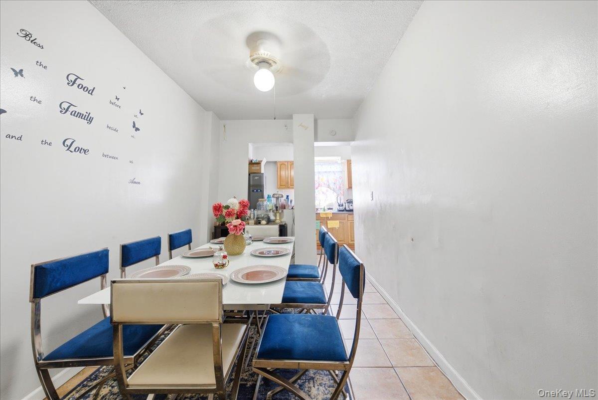 Single Family Bronxwood Avenue Bronx, NY 10469, MLS-1022819-12