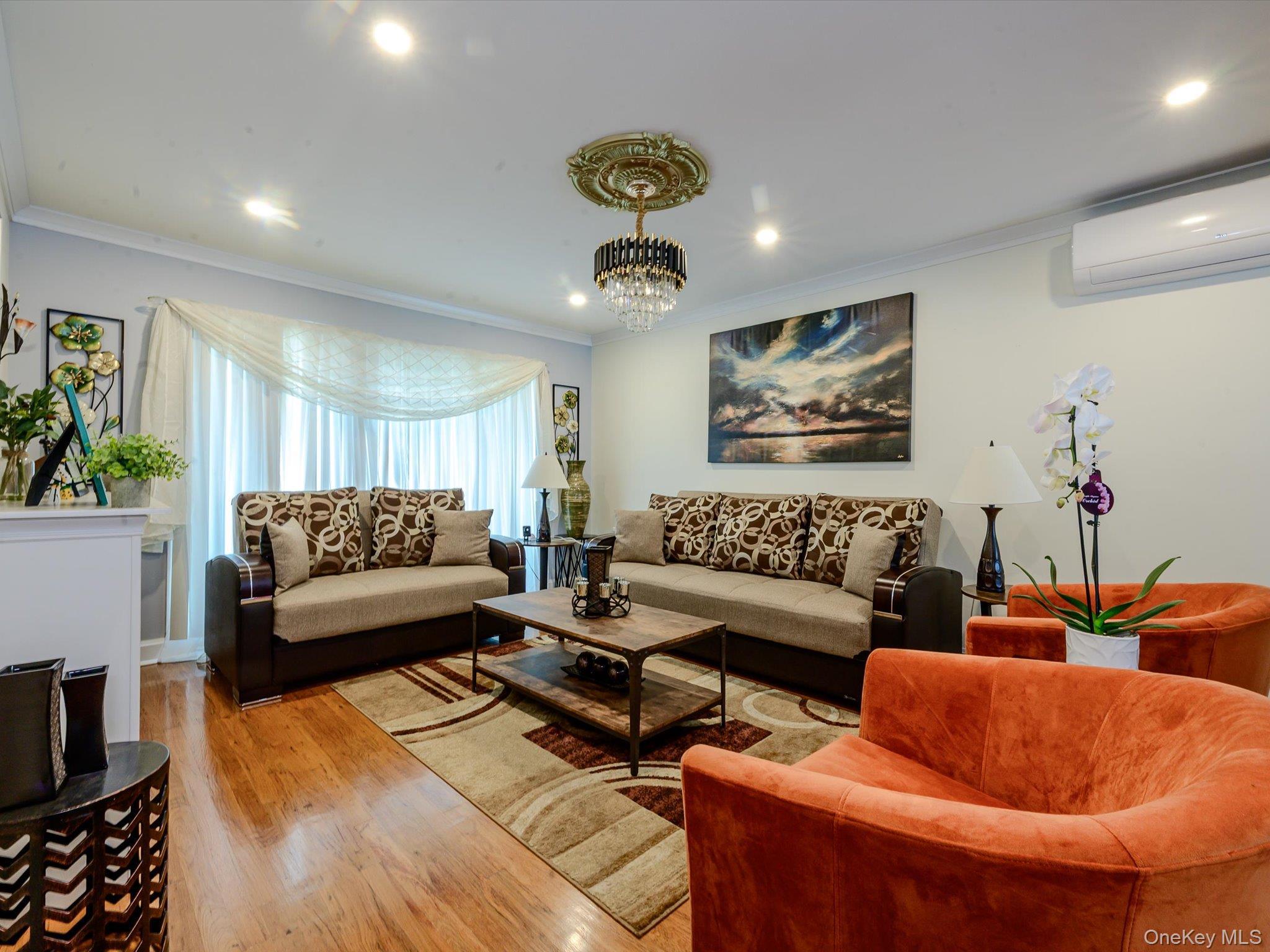 Single Family Baylis Avenue  Nassau County, NY 11003, MLS-1022826-4