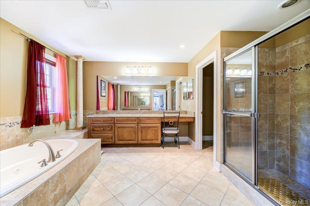 Single Family Stahl Way Orange County, NY 10950, MLS-1022832-33