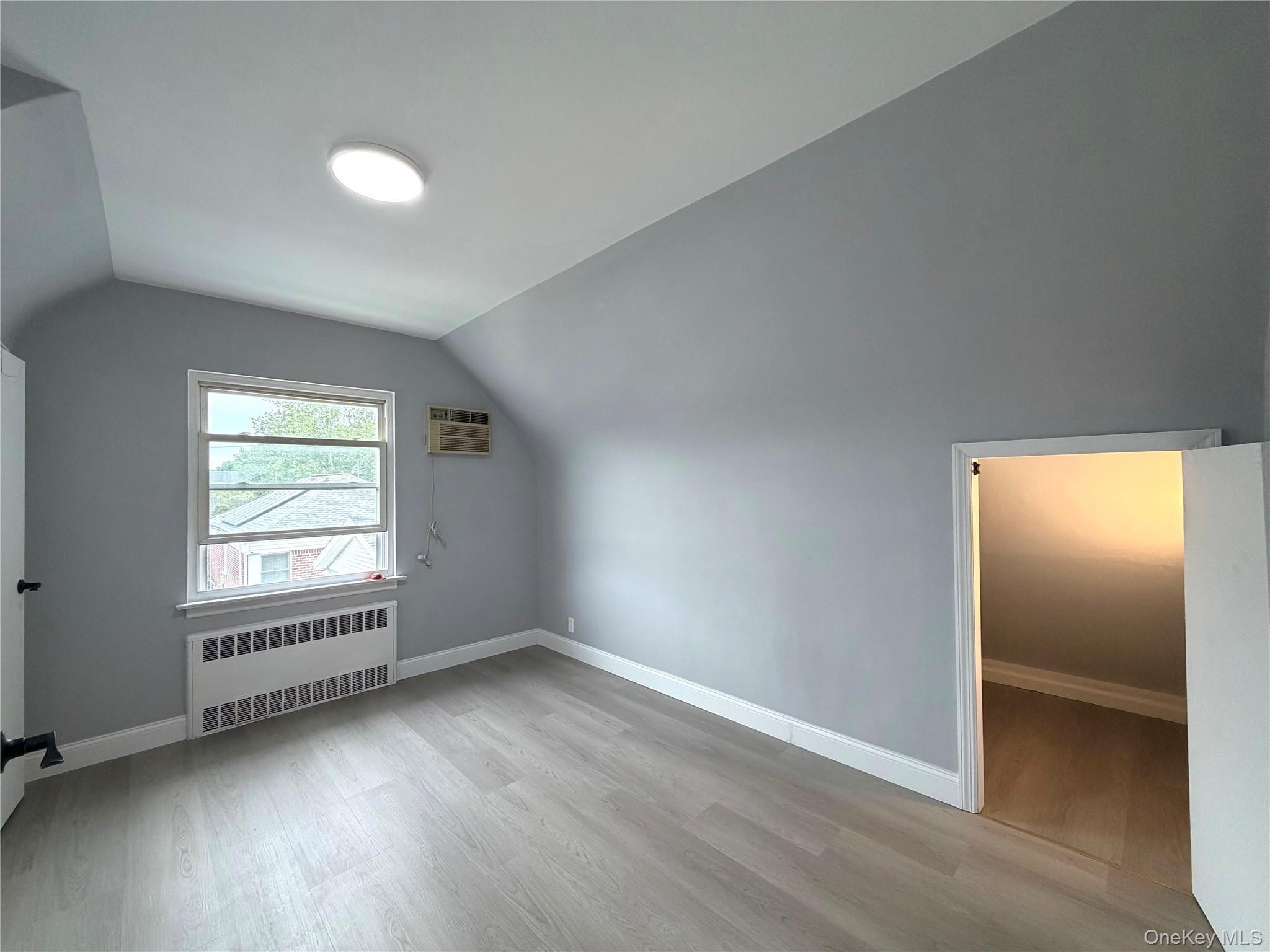 Single Family 190th Street  Queens, NY 11365, MLS-1022837-12