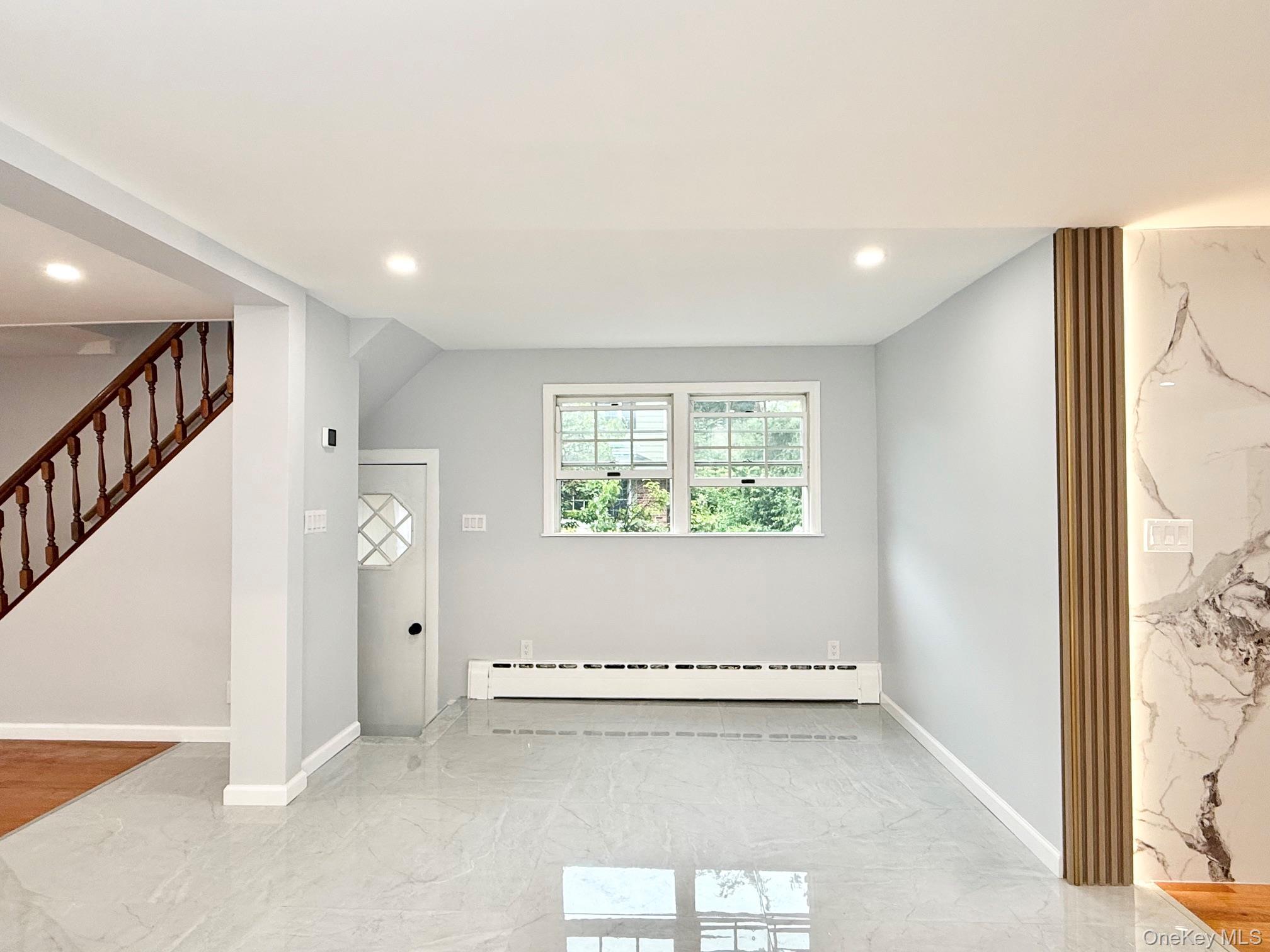 Single Family Baylis Place  Nassau County, NY 11791, MLS-1022844-6