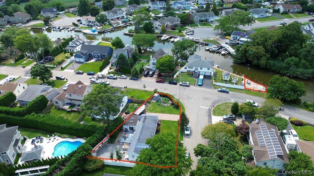 Single Family Alton Road Suffolk County, NY 11702, MLS-1022875-35