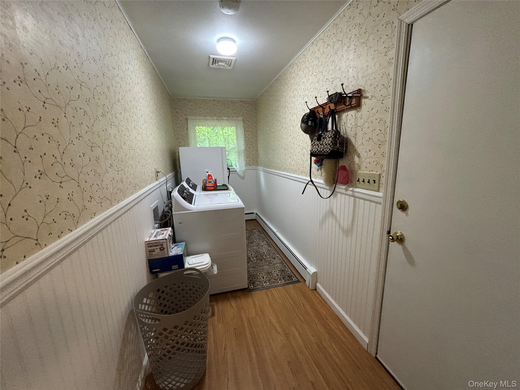 Single Family Fanning Boulevard Suffolk County, NY 11901, MLS-1022877-15