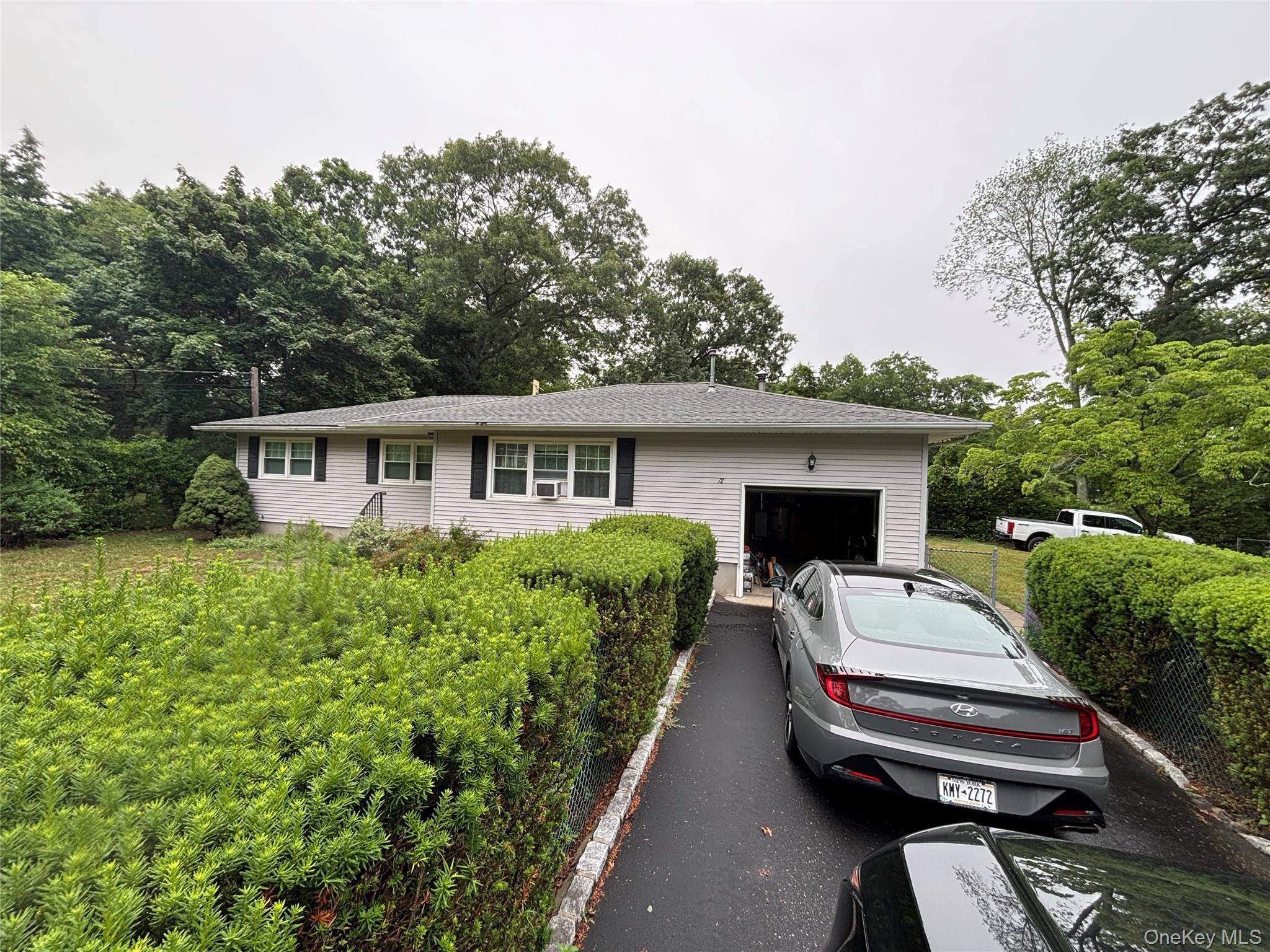 Single Family Fanning Boulevard Suffolk County, NY 11901, MLS-1022877-2
