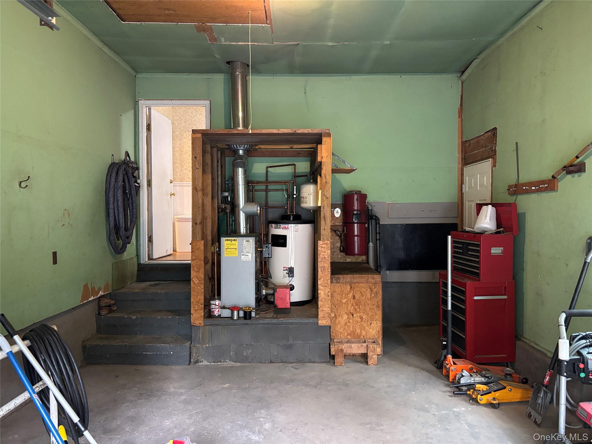 Single Family Fanning Boulevard Suffolk County, NY 11901, MLS-1022877-29