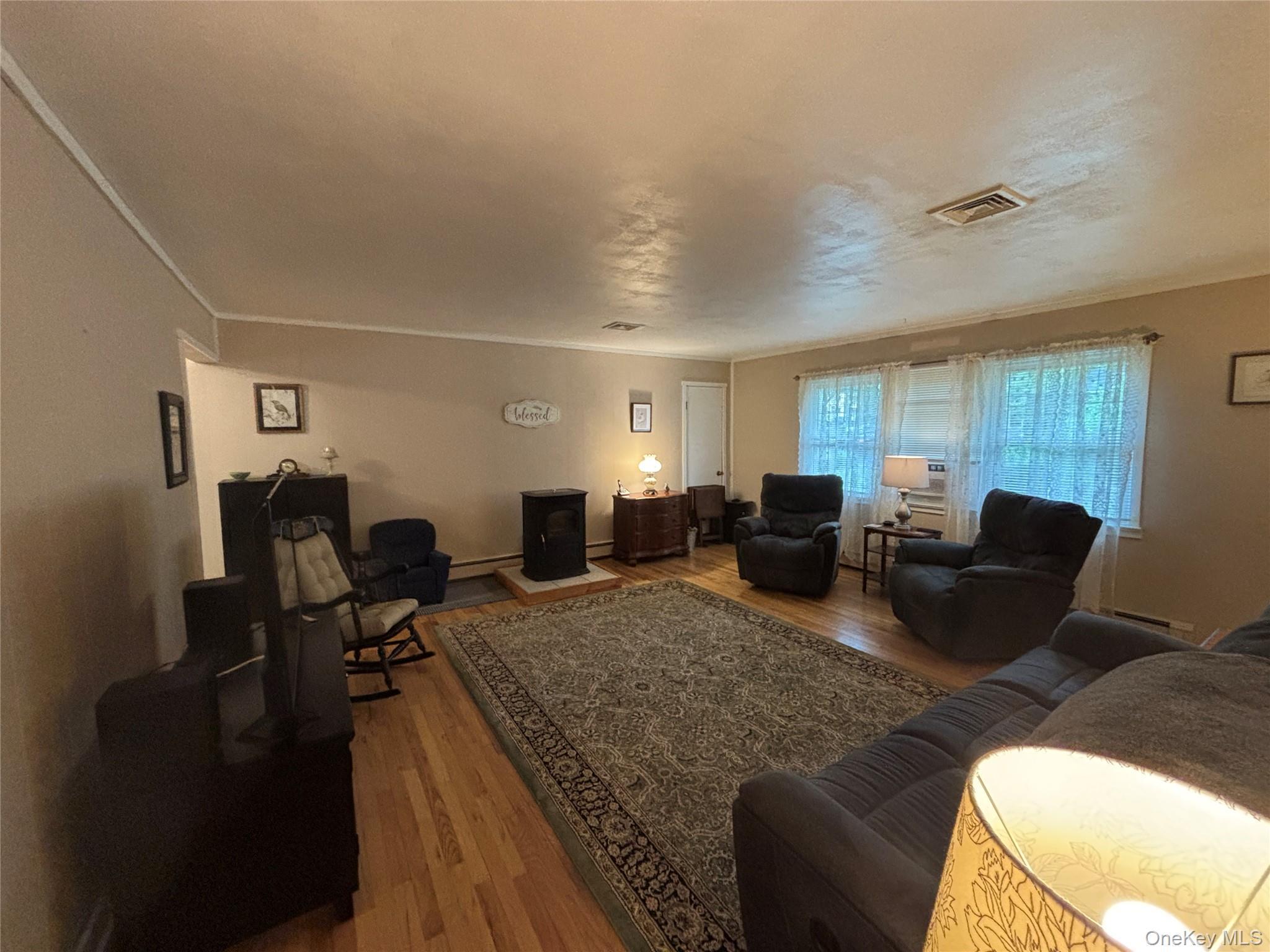 Single Family Fanning Boulevard Suffolk County, NY 11901, MLS-1022877-7