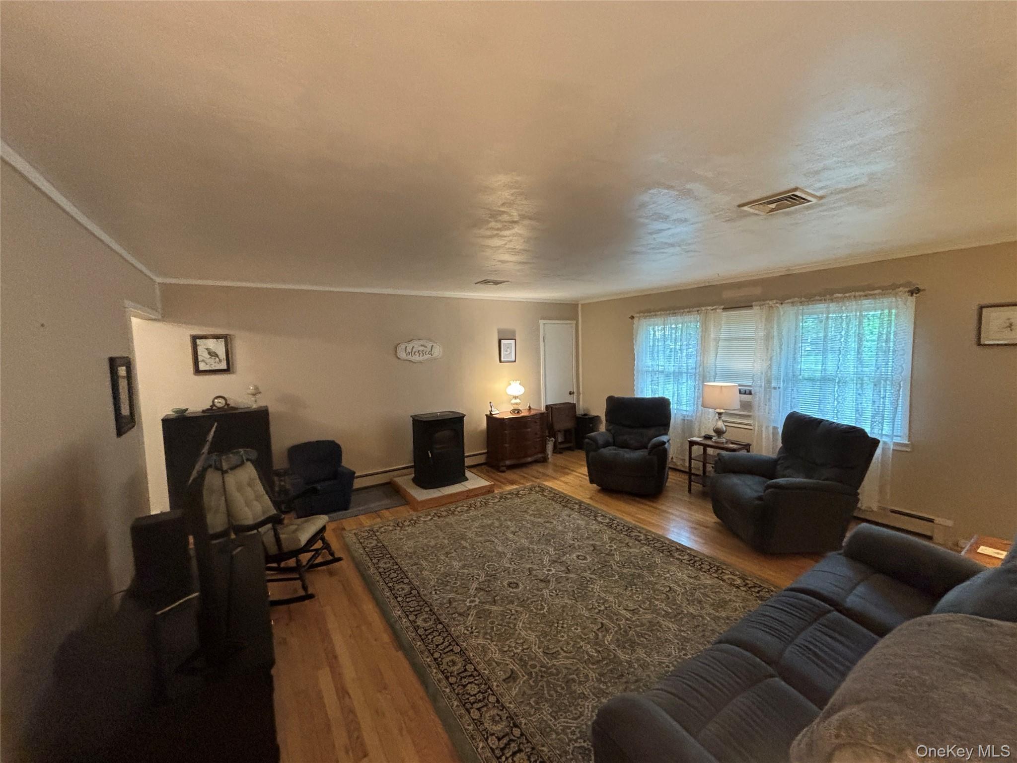 Single Family Fanning Boulevard Suffolk County, NY 11901, MLS-1022877-8