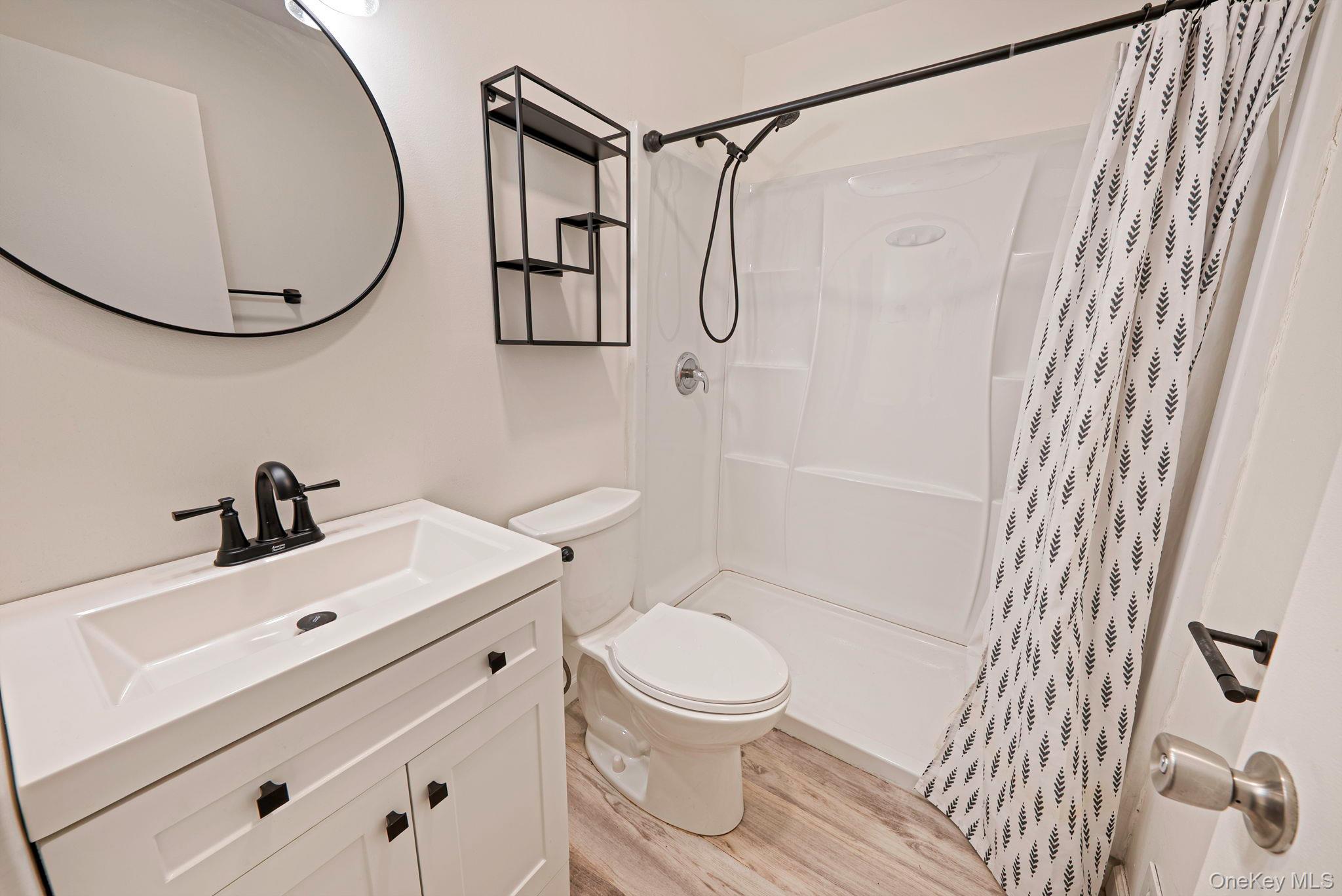 Single Family E Oakdale Street  Suffolk County, NY 11706, MLS-1022881-15