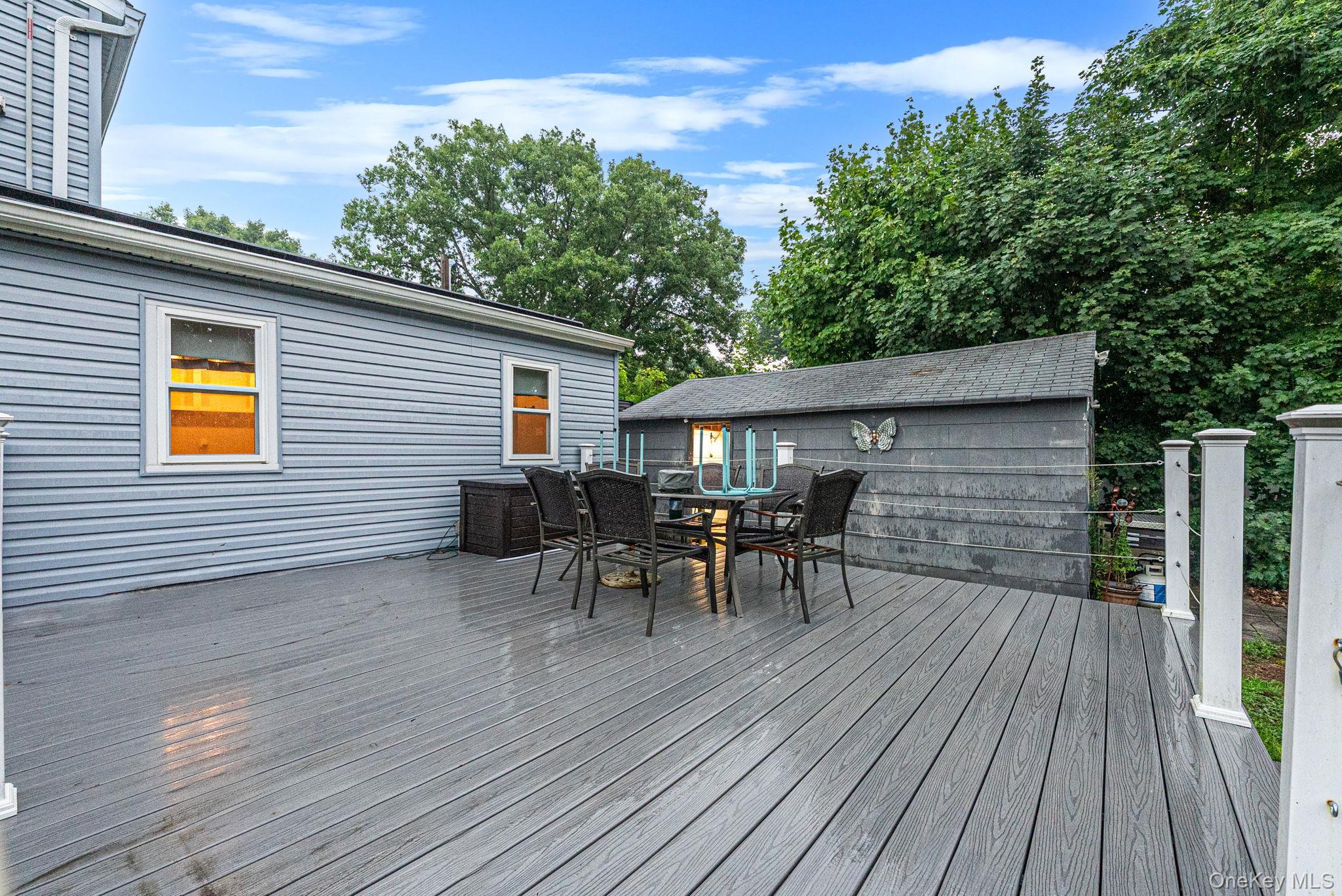 Single Family E Oakdale Street  Suffolk County, NY 11706, MLS-1022881-24