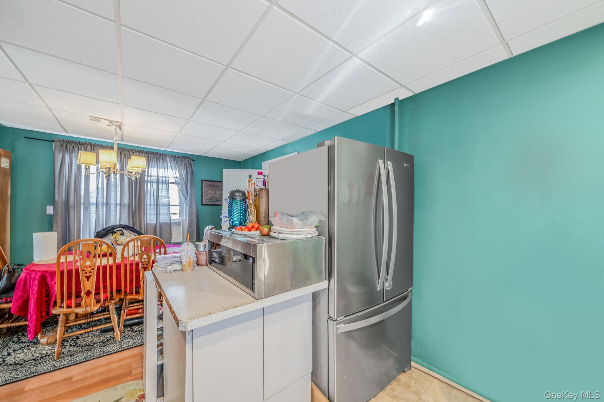 Single Family E Seaman Avenue Nassau County, NY 11520, MLS-1022910-16