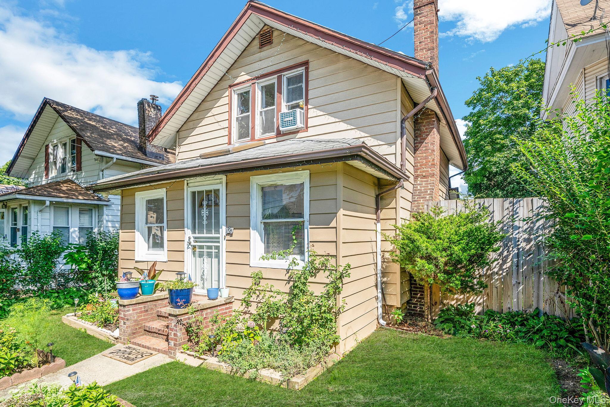 Single Family E Seaman Avenue Nassau County, NY 11520, MLS-1022910-3