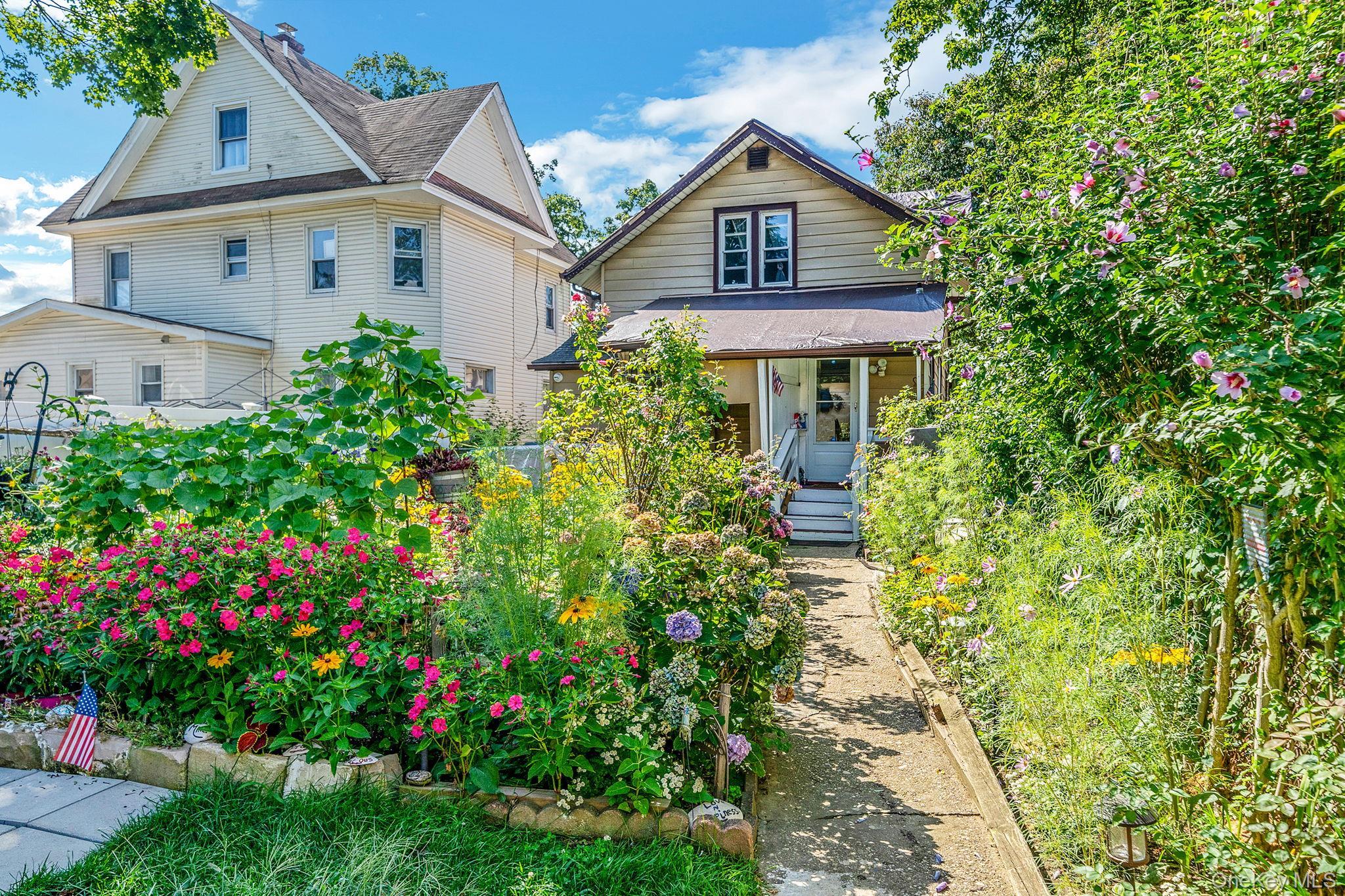 Single Family E Seaman Avenue Nassau County, NY 11520, MLS-1022910-7