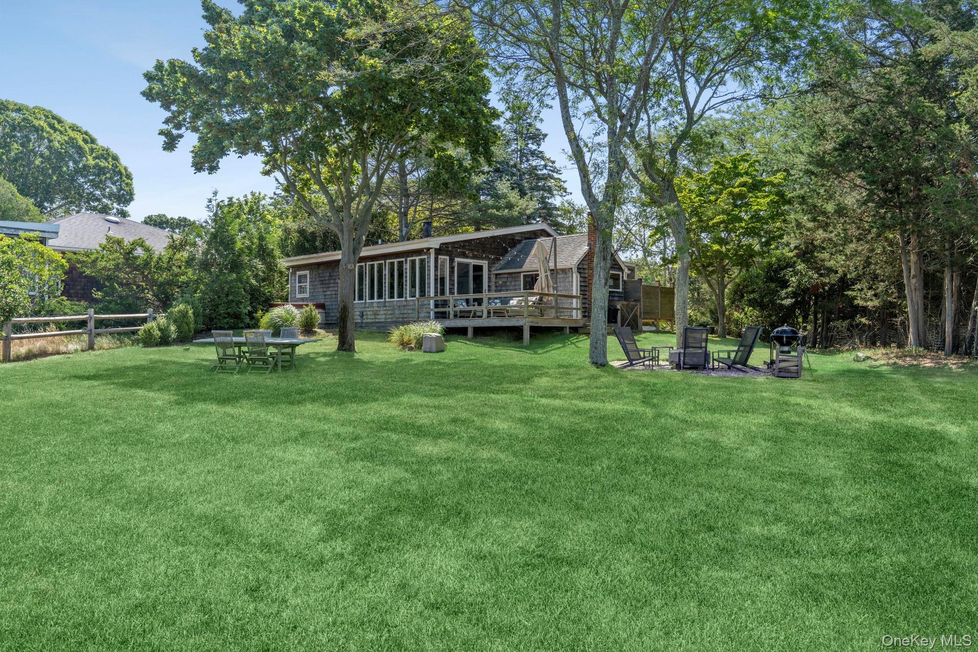 Single Family Breeze Hill Road  Suffolk County, NY 11937, MLS-1022911-16