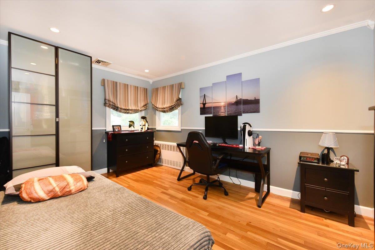 Single Family Lark Drive Nassau County, NY 11797, MLS-1022916-17