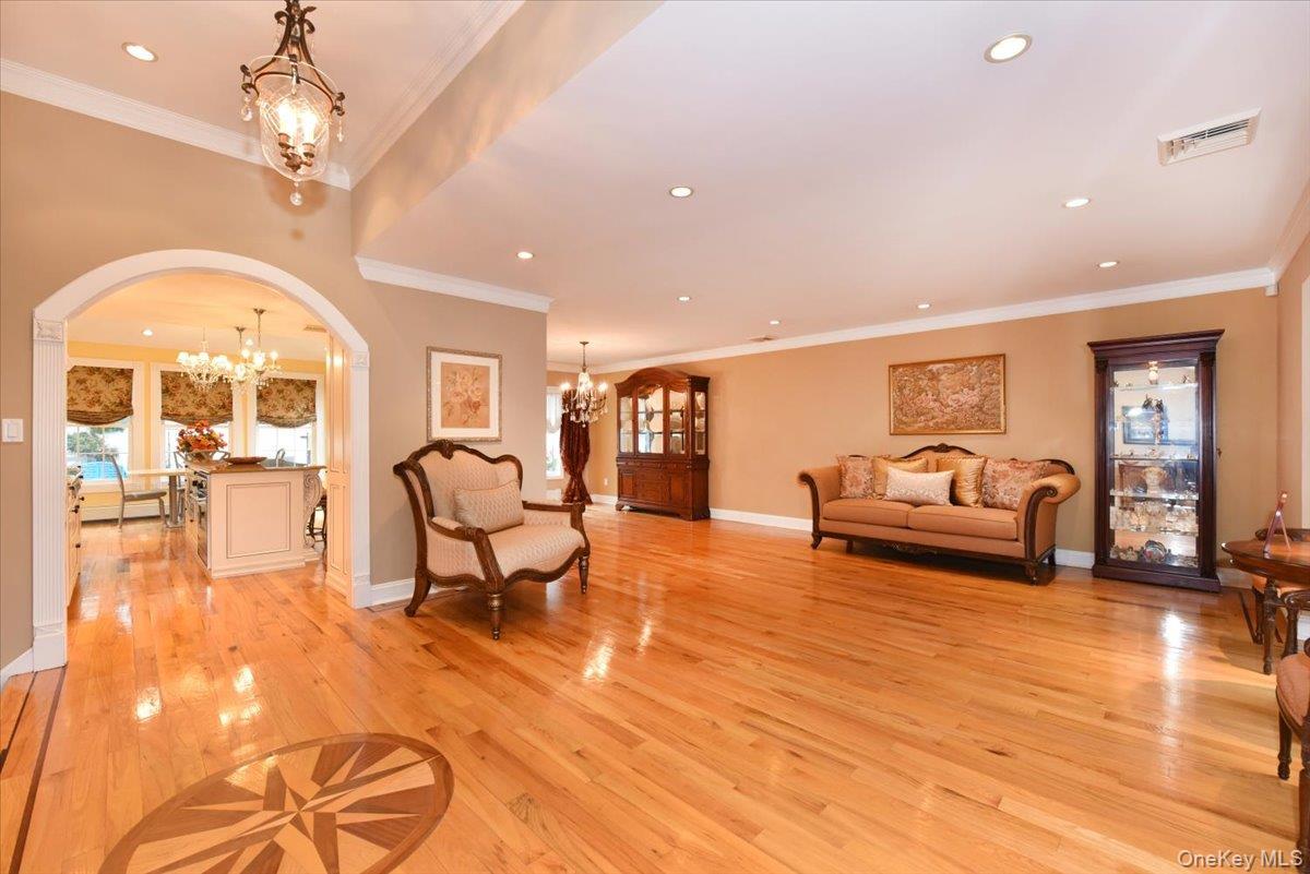 Single Family Lark Drive Nassau County, NY 11797, MLS-1022916-4