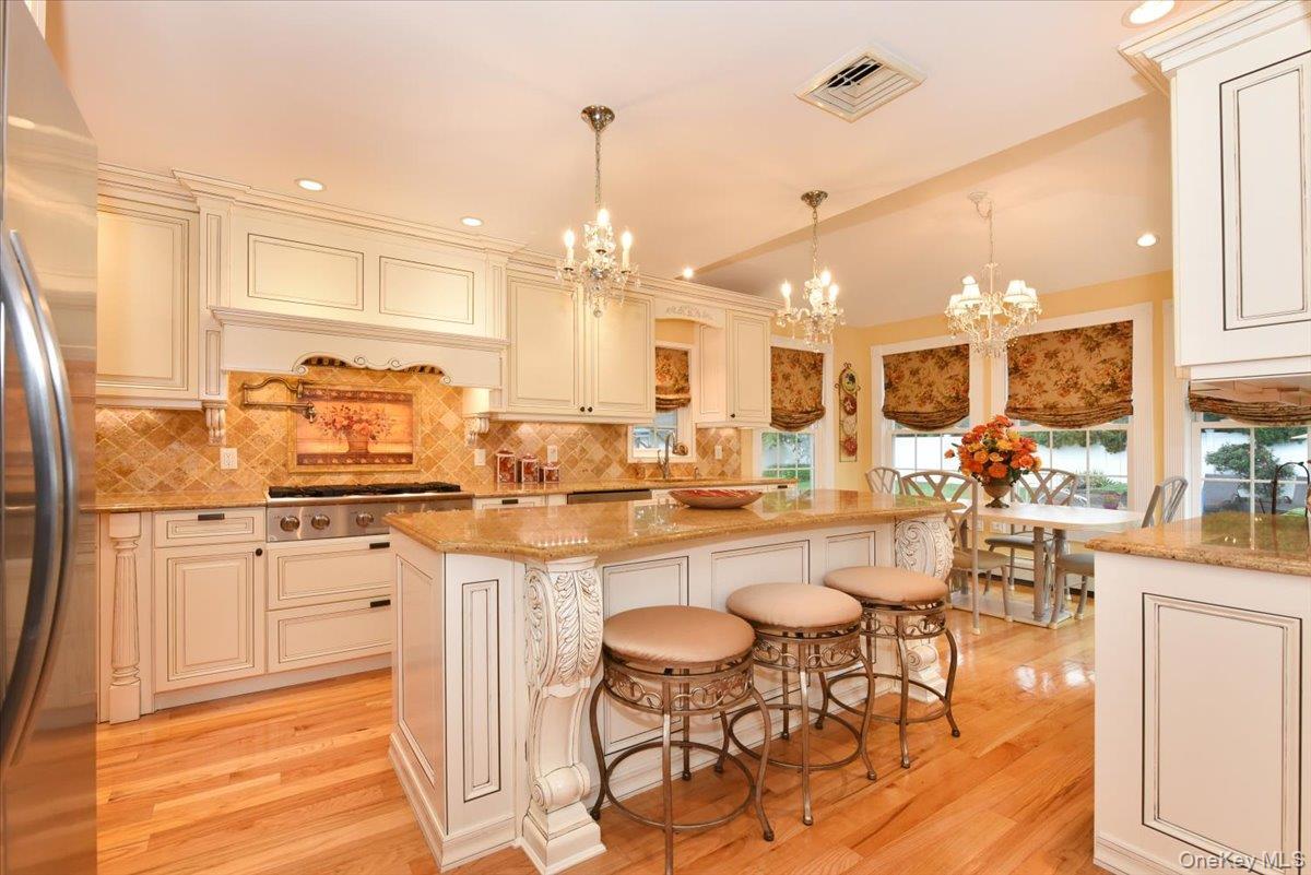 Single Family Lark Drive Nassau County, NY 11797, MLS-1022916-8